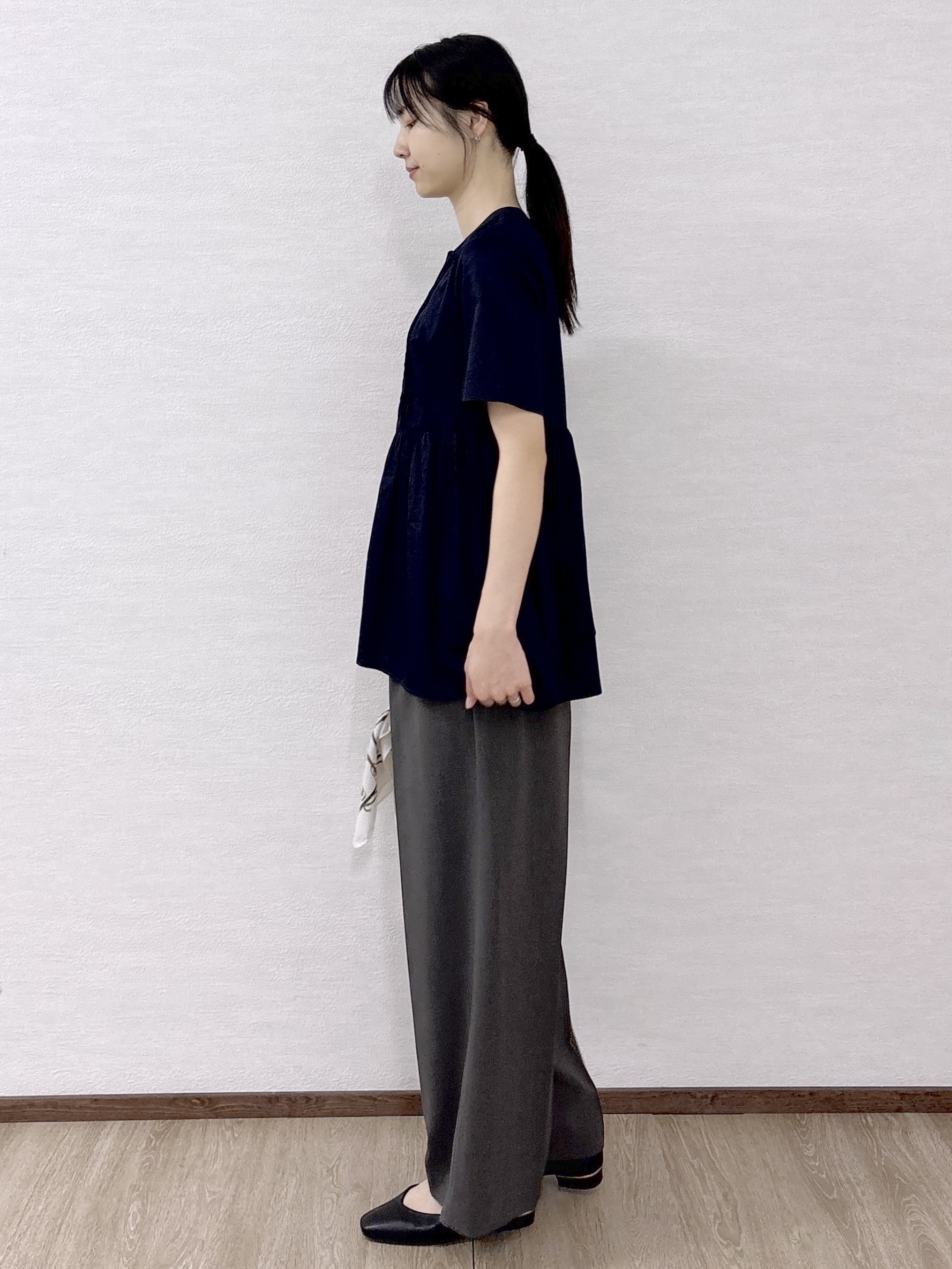 sachikoさんの「OPAQUE.CLIP｜ピンタックアシメペプラムブラウス【洗濯機ＯＫ】」を使ったコーディネート