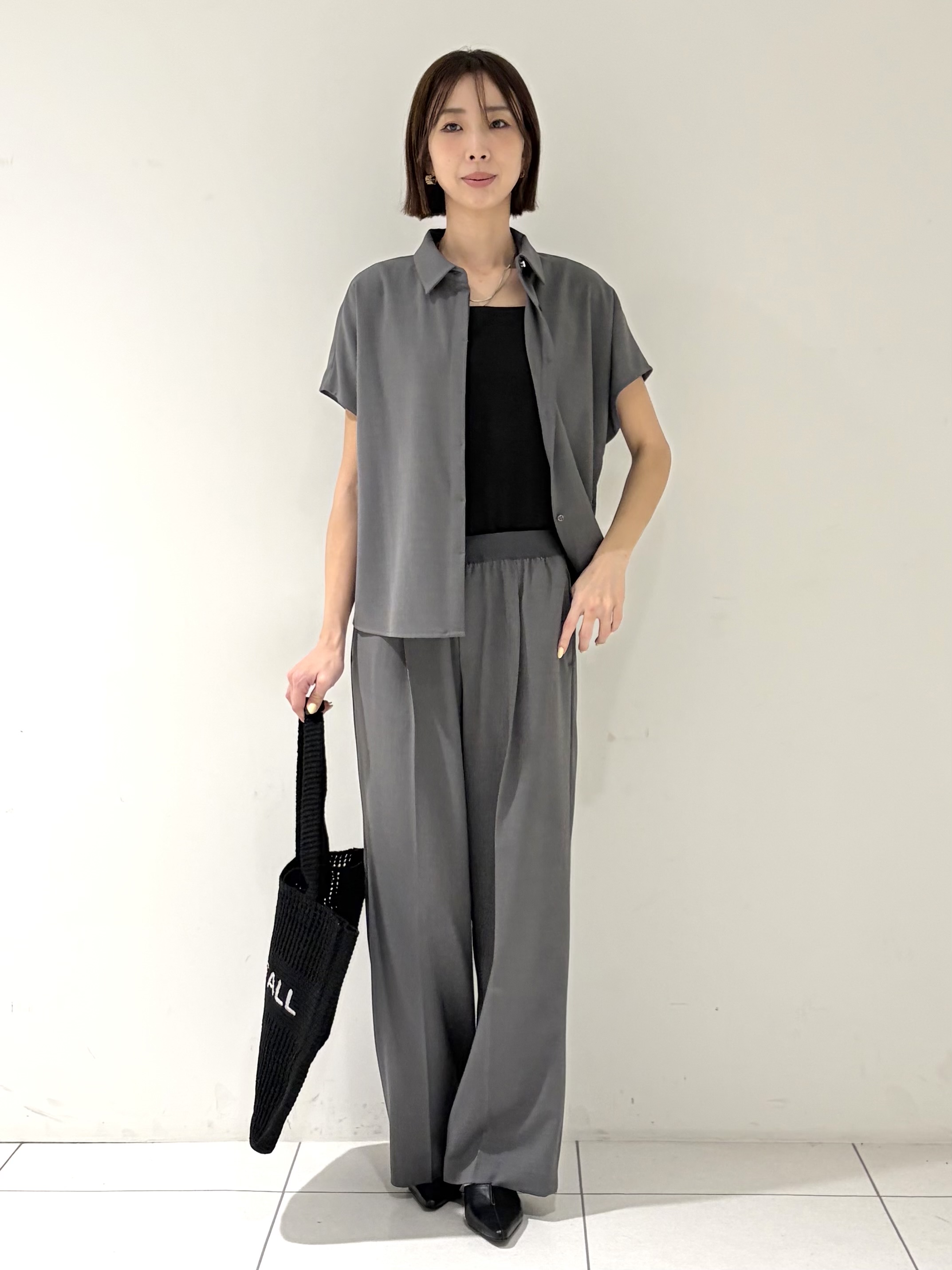 shioriさんの「INDIVI｜Comfy SET UP｜フレアスリーブブラウス【セットアップ対応／通勤／カセット服／接触冷感／UV」を使ったコーディネート