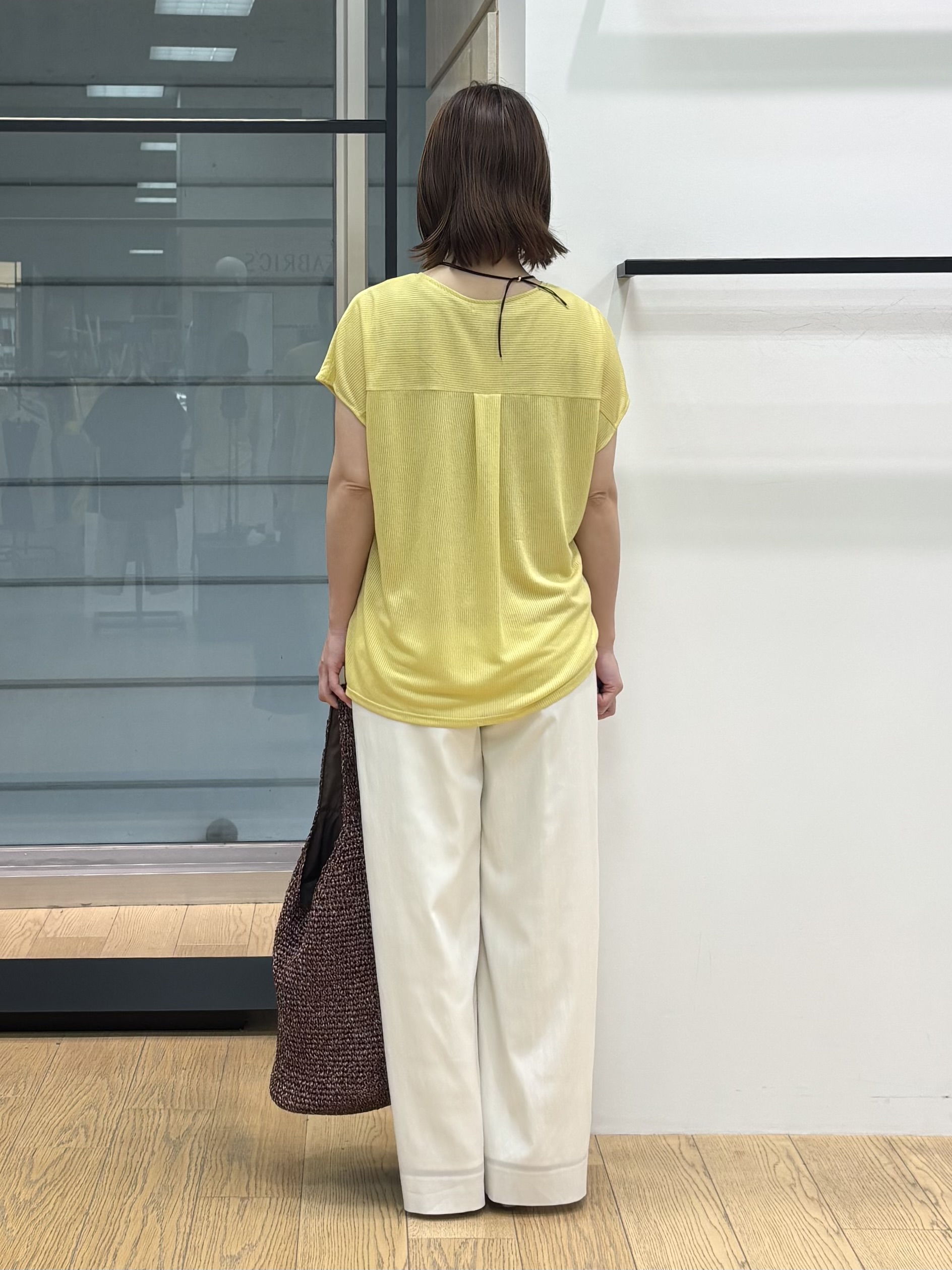 asamiさんの「INDIVI｜【洗える／アンサンブル可能】シアースストライプトップス」を使ったコーディネート