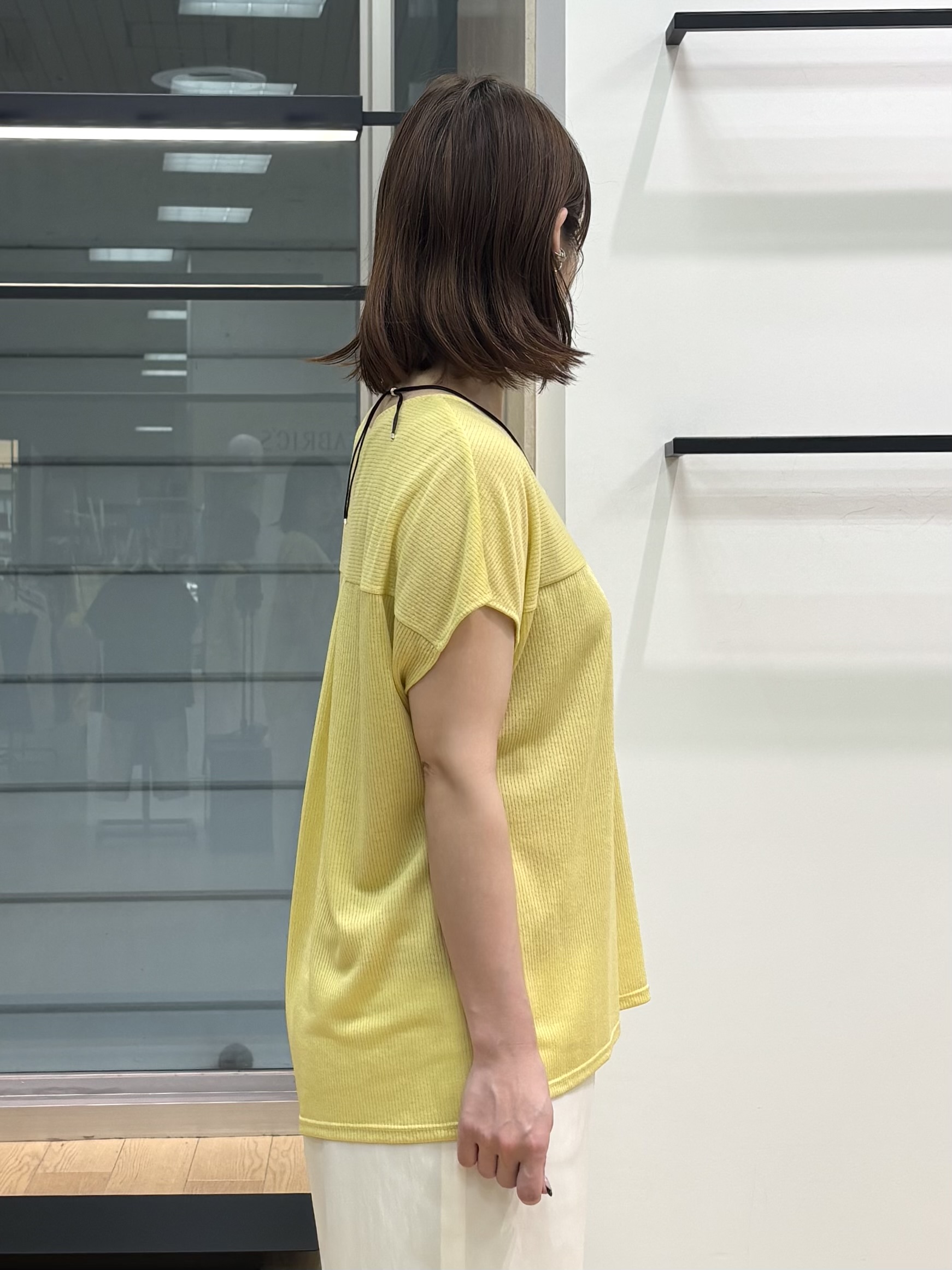 asamiさんの「INDIVI｜【洗える／アンサンブル可能】シアースストライプトップス」を使ったコーディネート