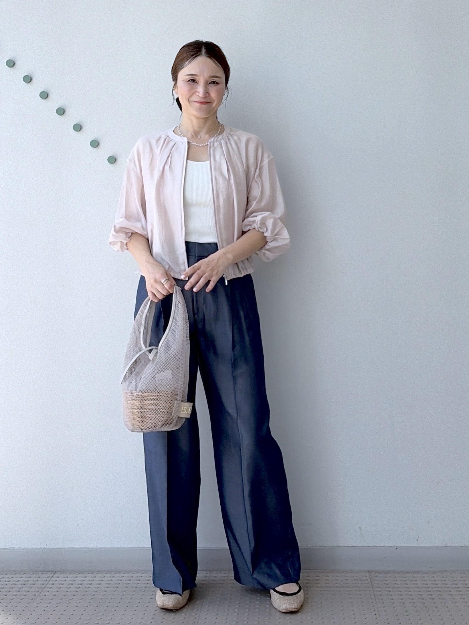 yoshikadoさんの「DRESSTERIOR｜【otonaMUSE5月号掲載/セットアップ可】テンセルデニムワイドパンツ」を使ったコーディネート