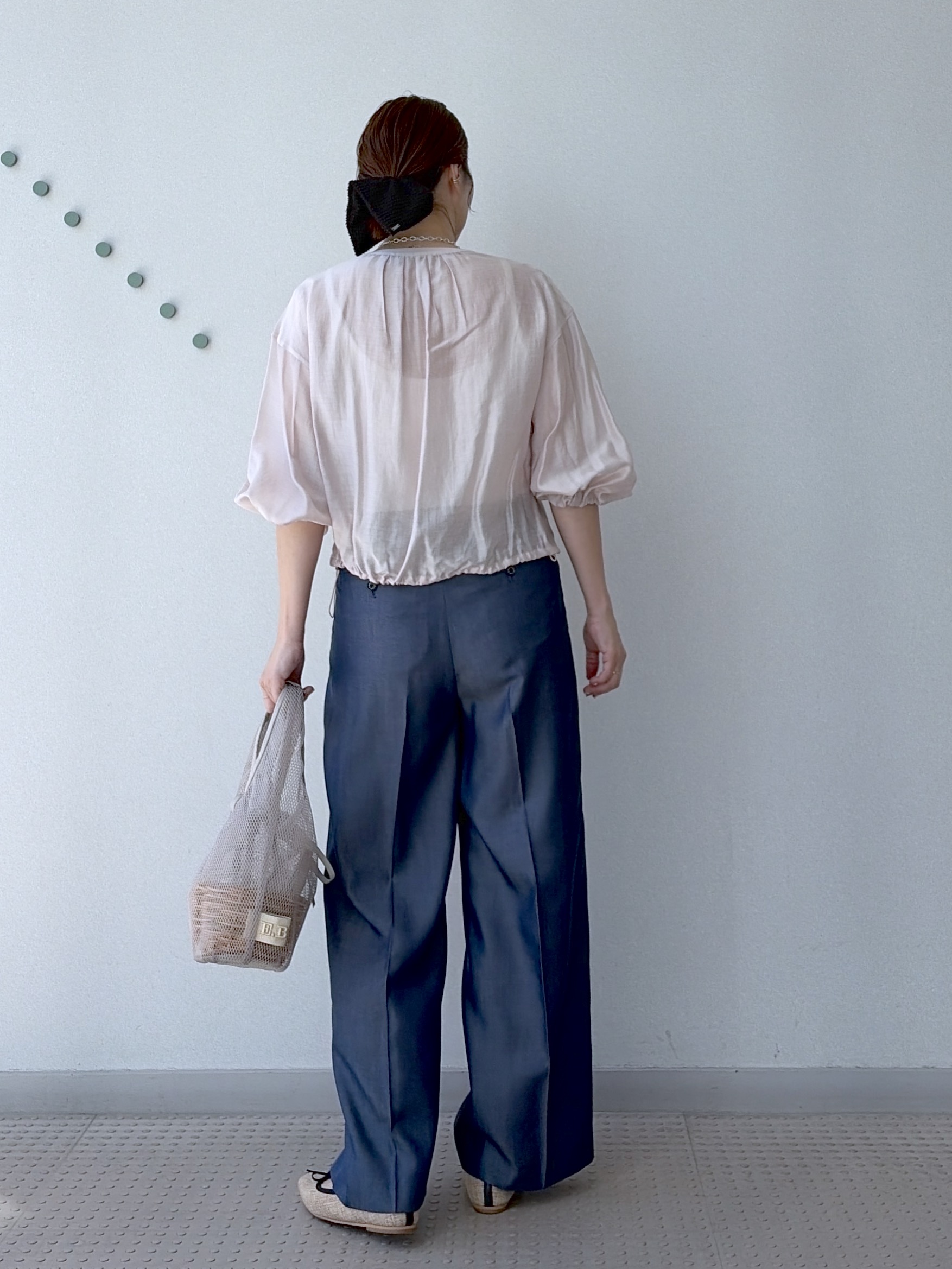yoshikadoさんの「DRESSTERIOR｜【otonaMUSE5月号掲載/セットアップ可】テンセルデニムワイドパンツ」を使ったコーディネート