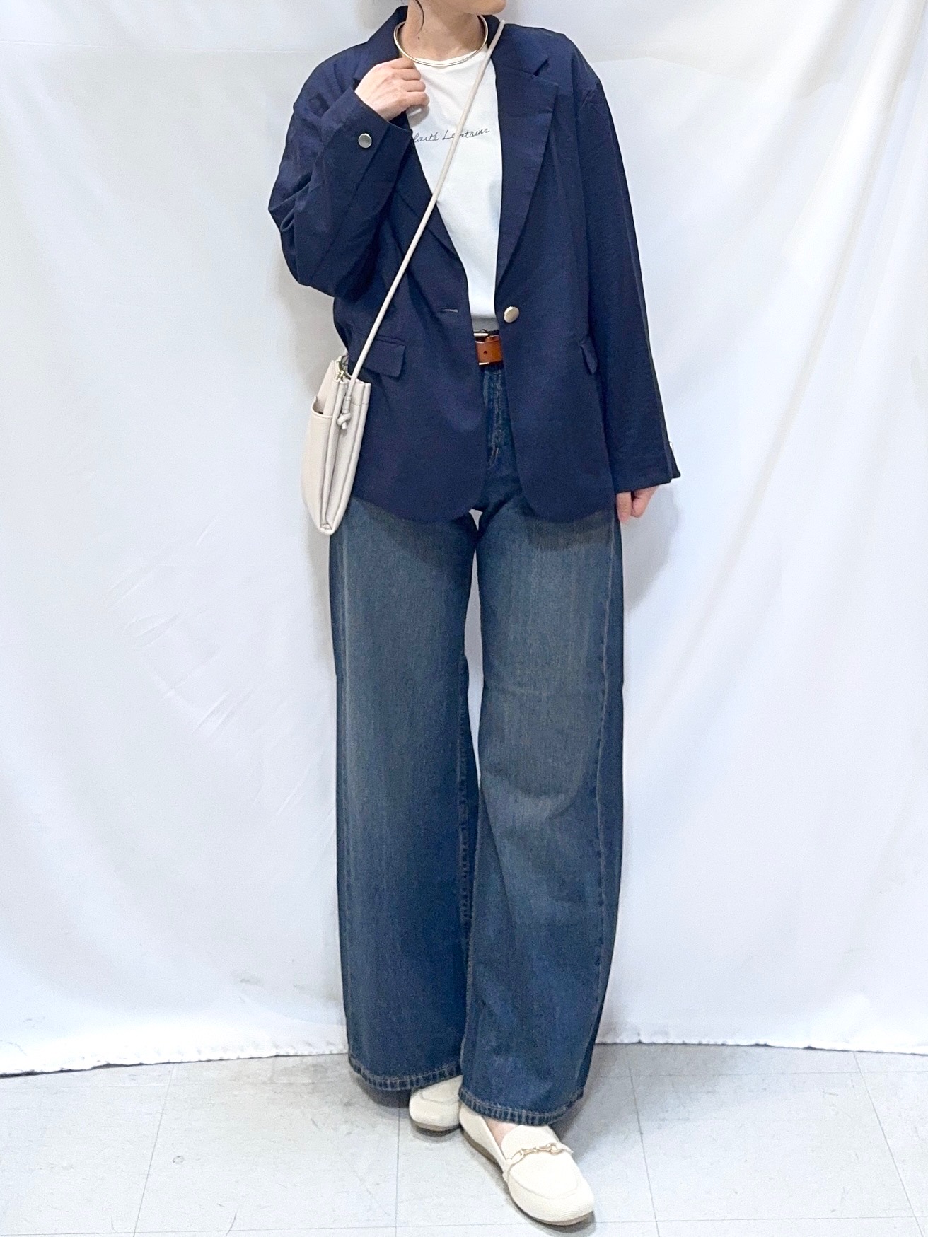 𝐇𝐢𝐫𝐨𝐦𝐢さんの「SHOO･LA･RUE｜【S-LL/セットアップ可/イージーケア/UV】オンにもオフにも 軽やかシングルジャケット」を使ったコーディネート