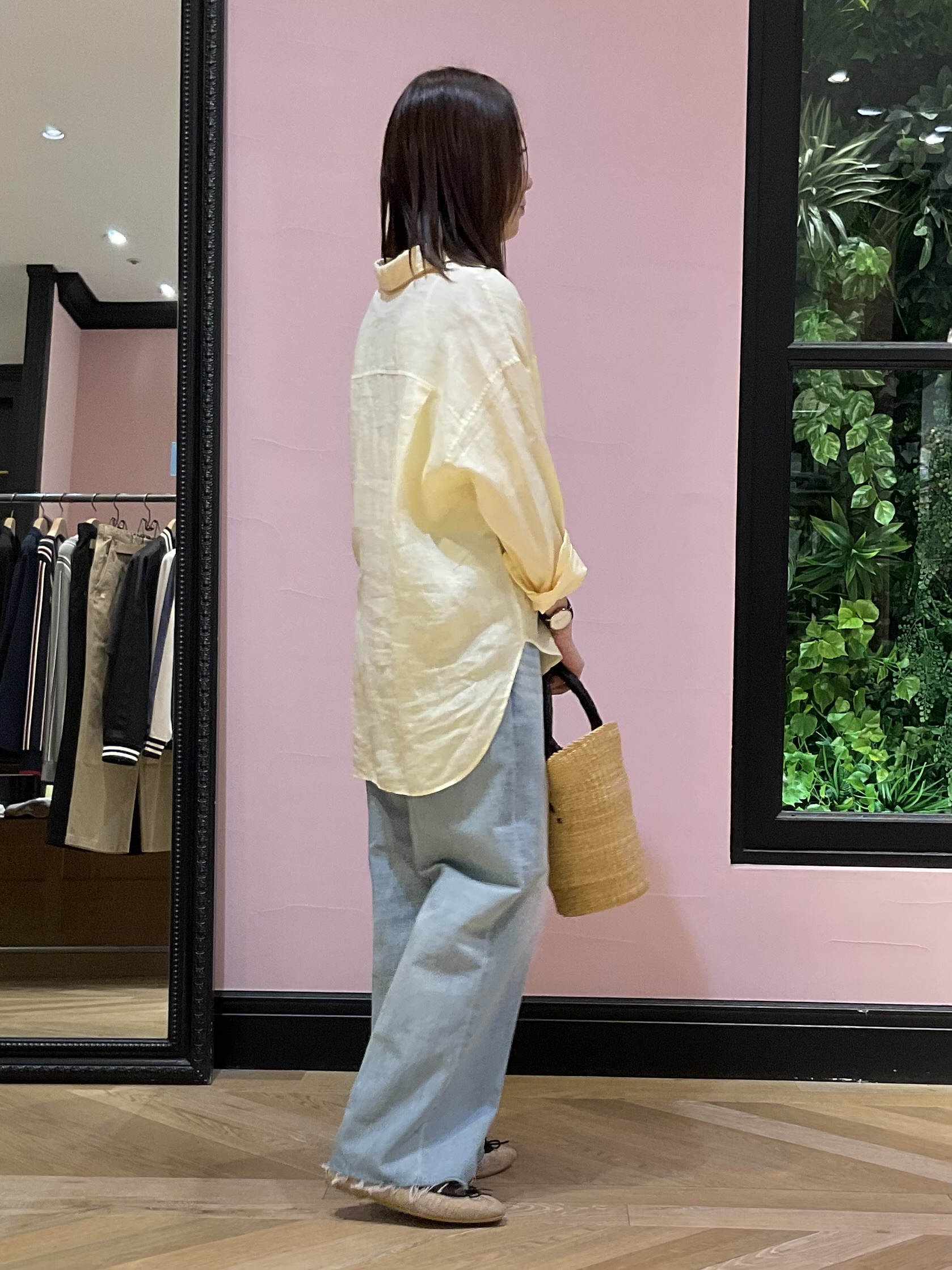 Hiwatashiさんの「DRESSTERIOR｜【人気定番/ウォッシャブル】ガーメントダイラミーシャツ」を使ったコーディネート