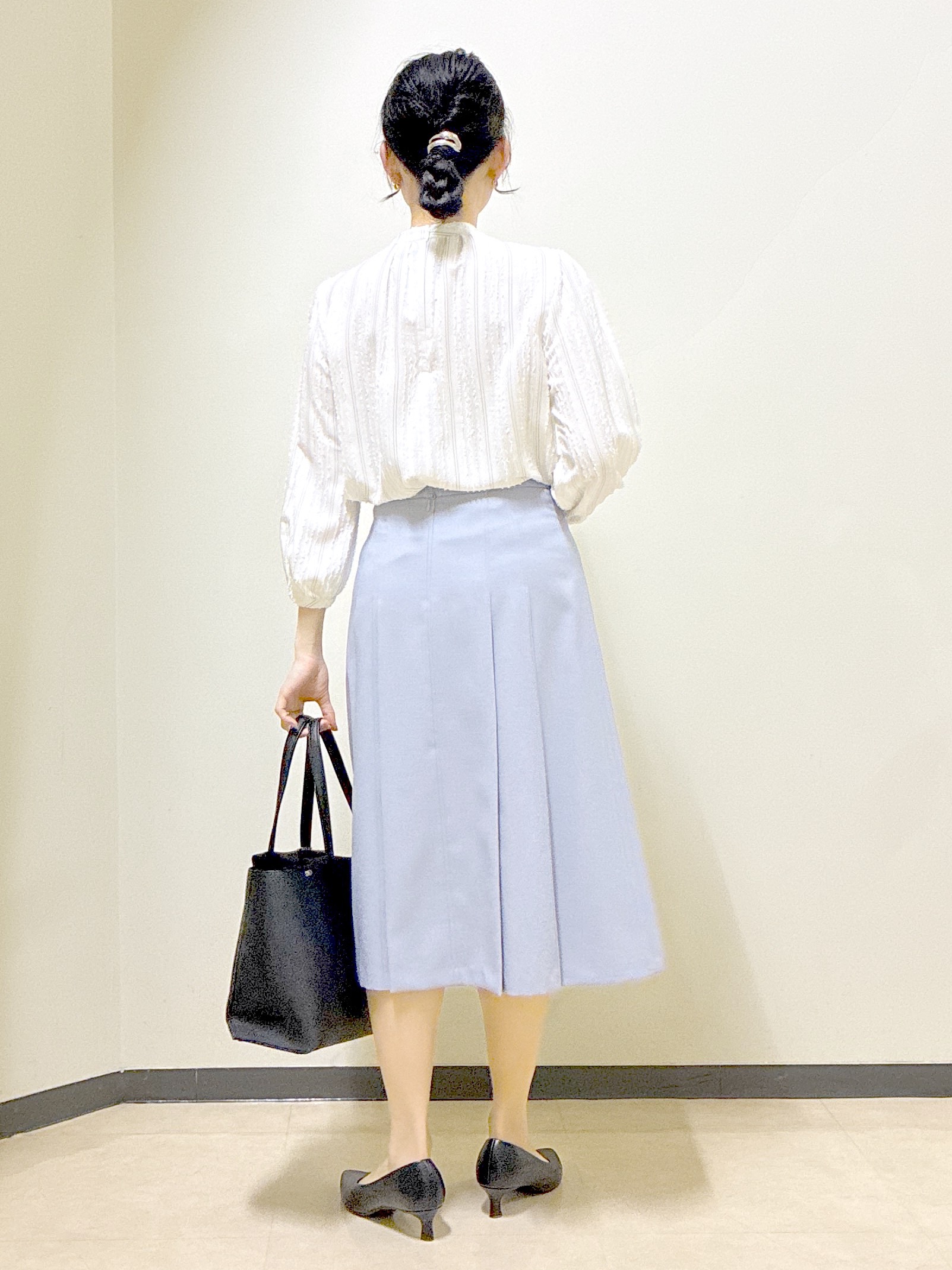  beni_gingerさんの「Reflect｜【セットアップ可】ストライプ柄ジャカードブラウス」を使ったコーディネート