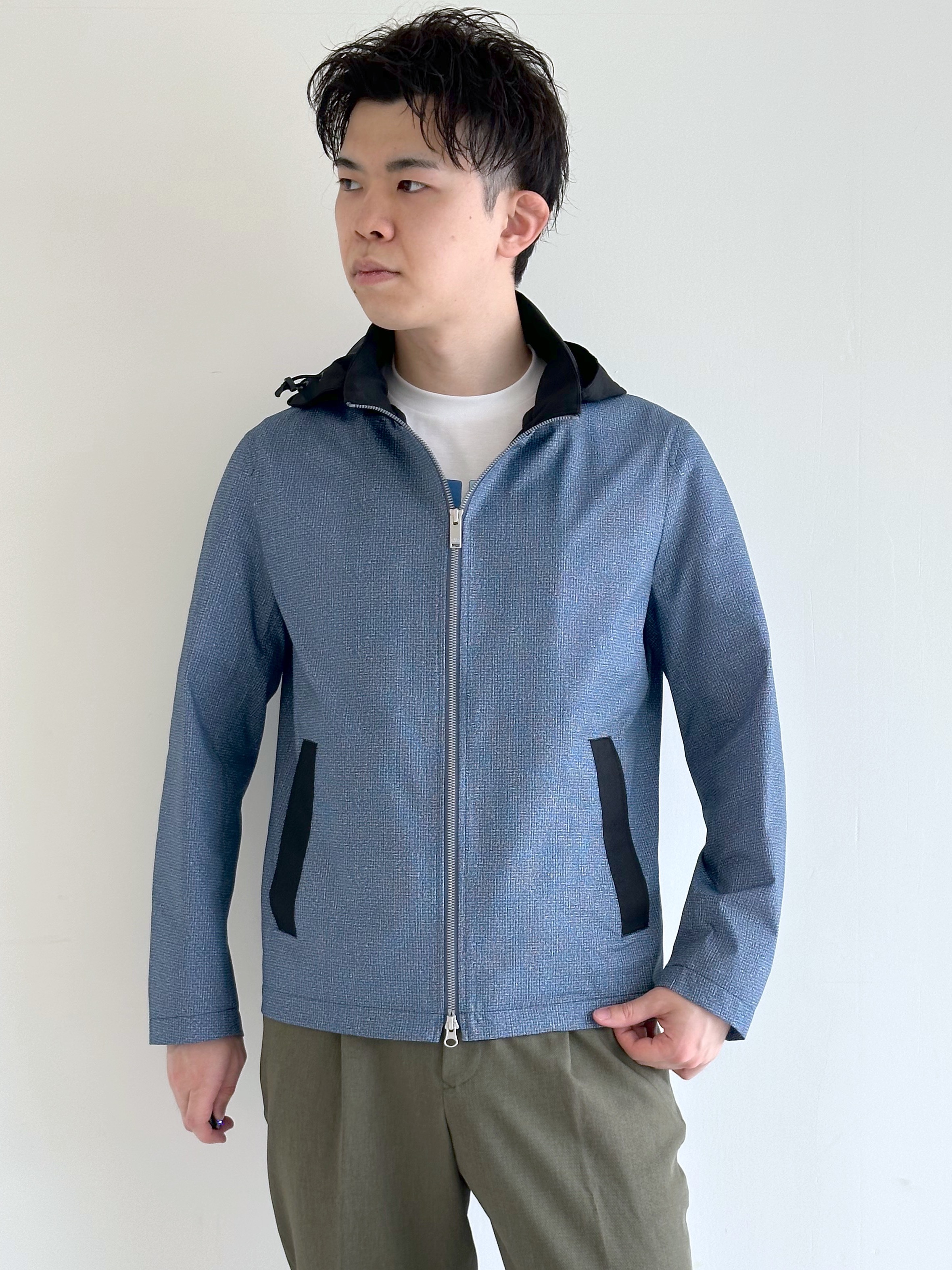 イッシーさんの「TAKEO KIKUCHI｜2WAYアクティブ ライト ブルゾン」を使ったコーディネート