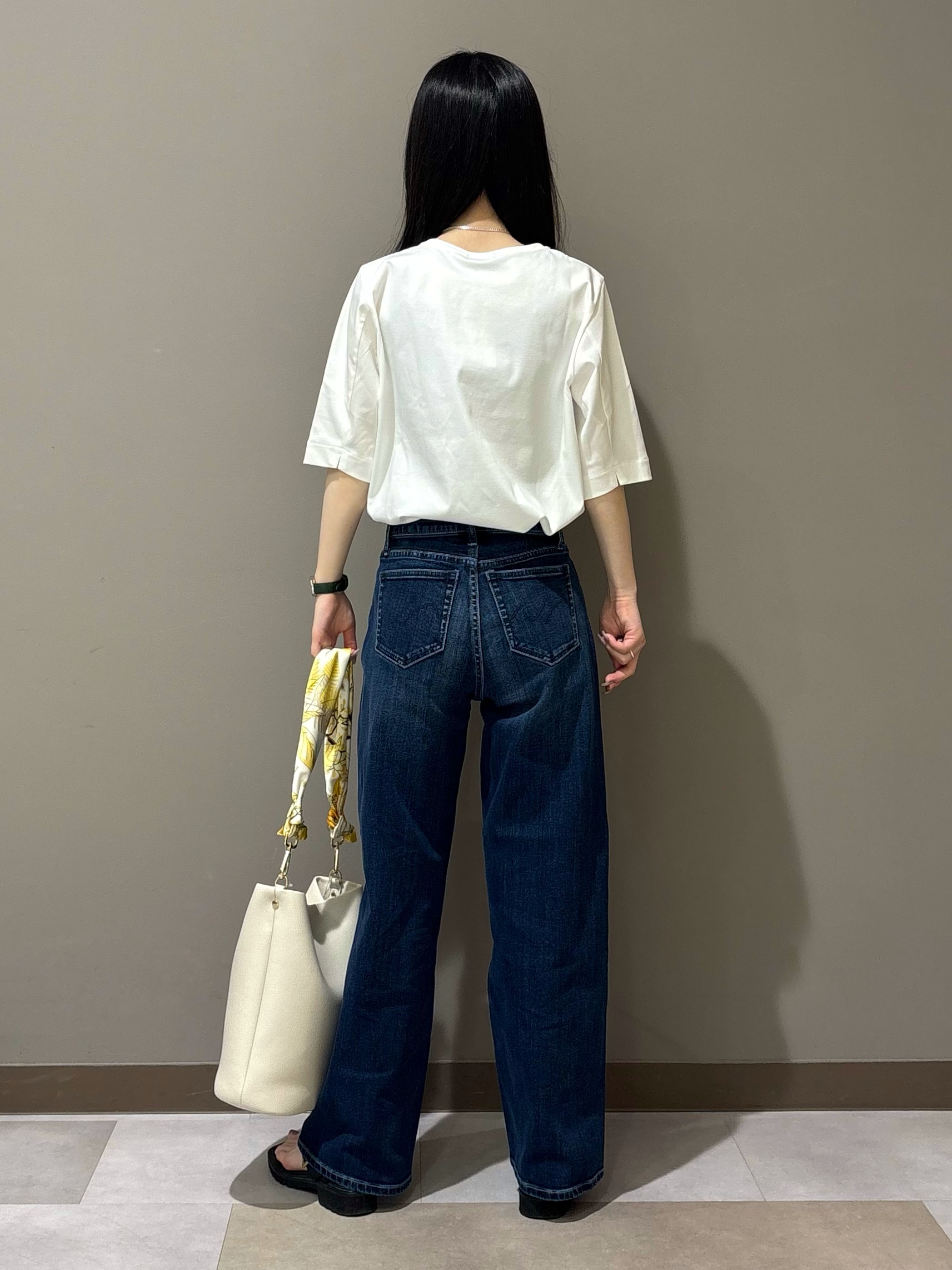 KEIKOさんの「INDIVI｜【接触冷感／2WAY】カシュクールリネンシャツ」を使ったコーディネート