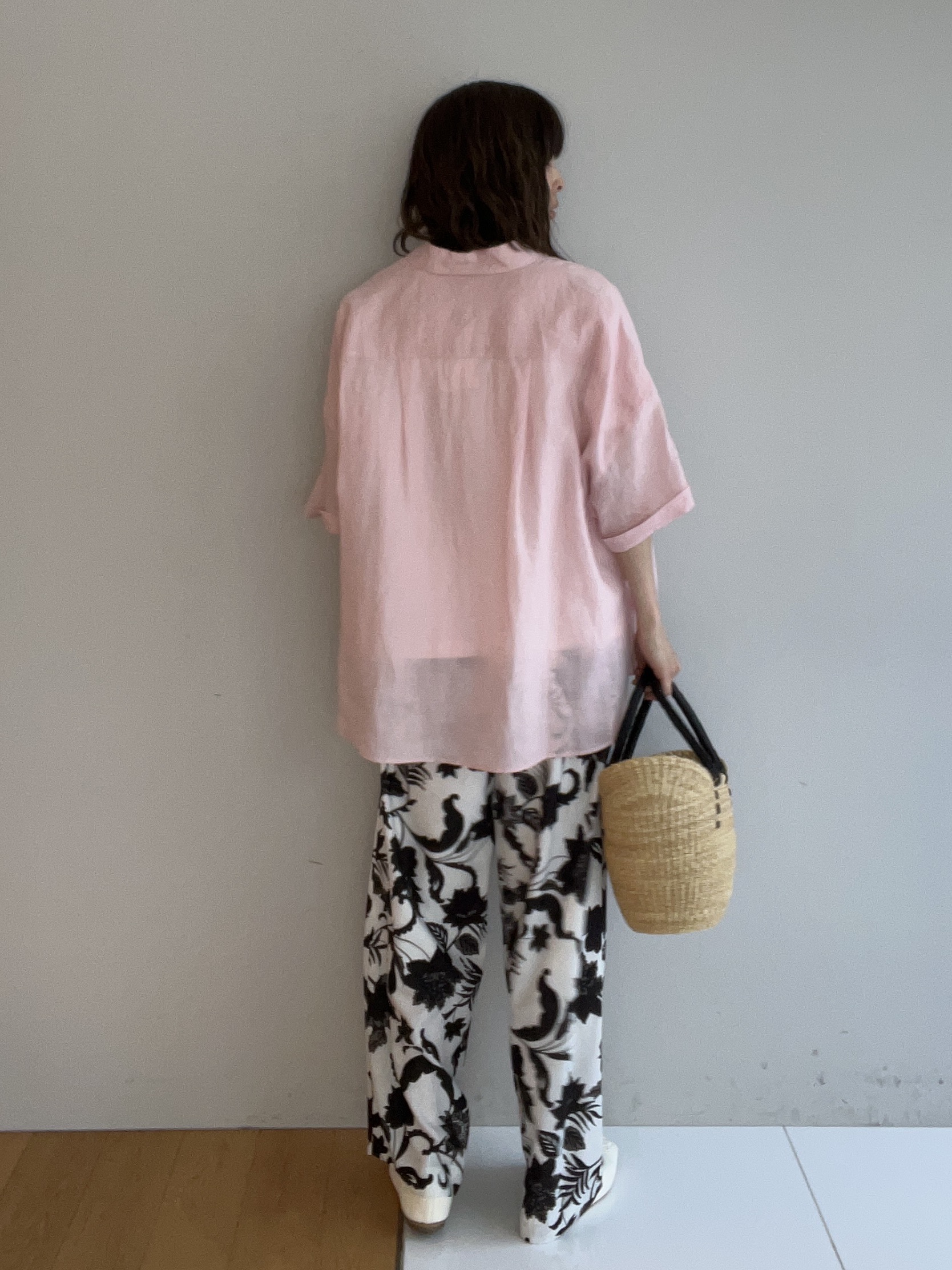 misaさんの「DRESSTERIOR｜ピュアラミー シャツ」を使ったコーディネート