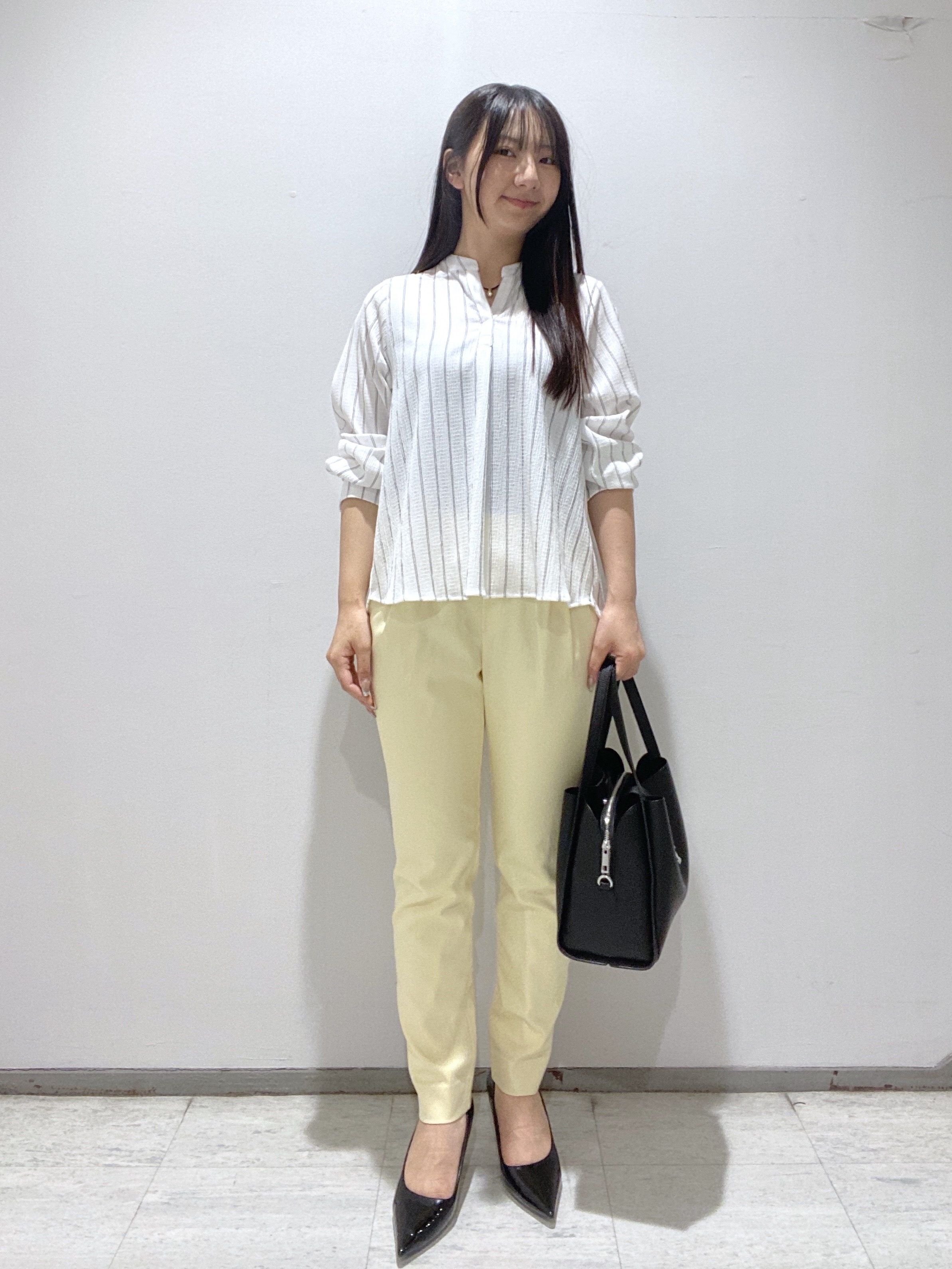 meiさんの「INDIVI｜【洗える／着心地楽ちん】ブラウス風ストライプカットソートップス」を使ったコーディネート