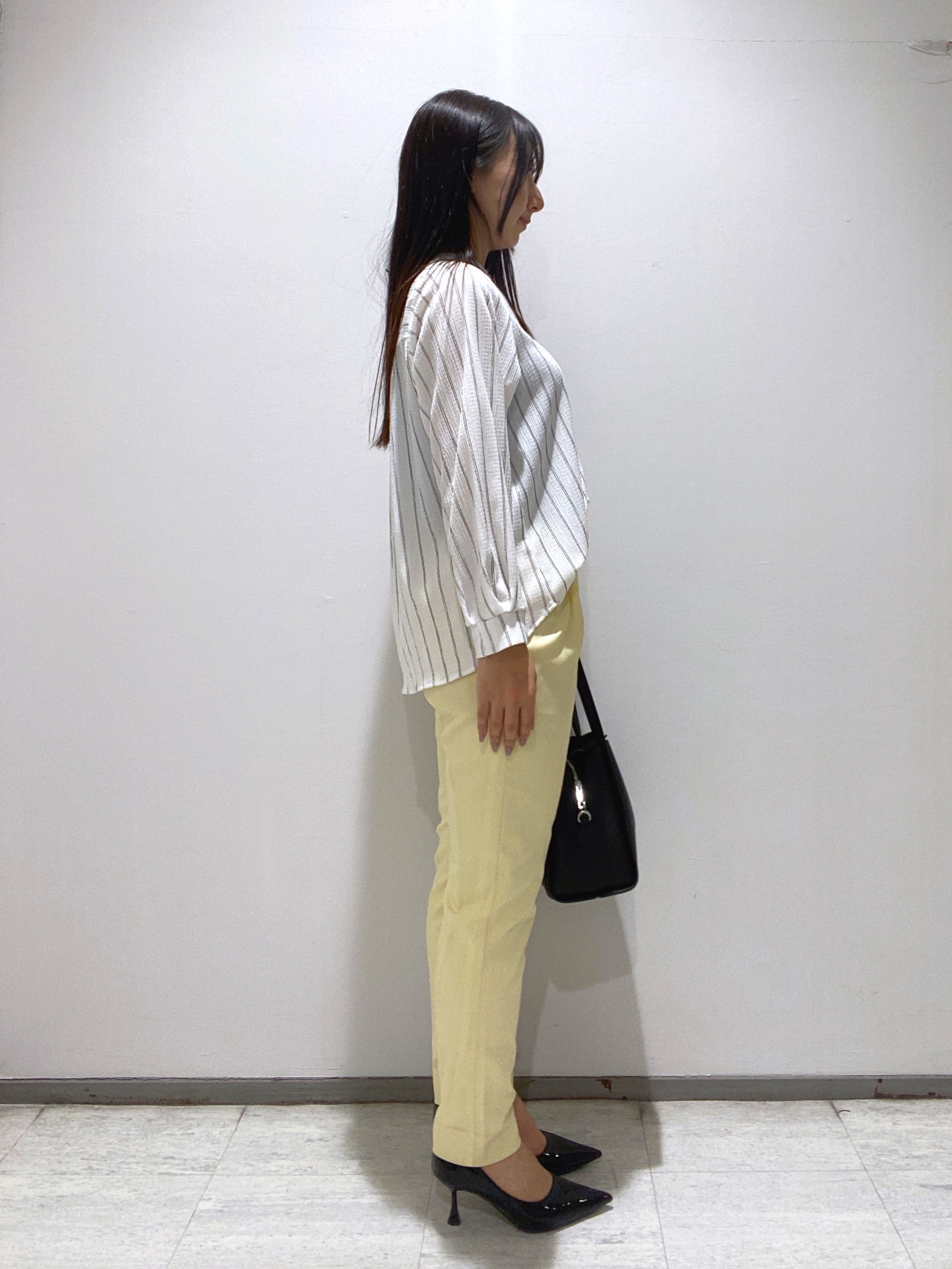 meiさんの「INDIVI｜【洗える／着心地楽ちん】ブラウス風ストライプカットソートップス」を使ったコーディネート