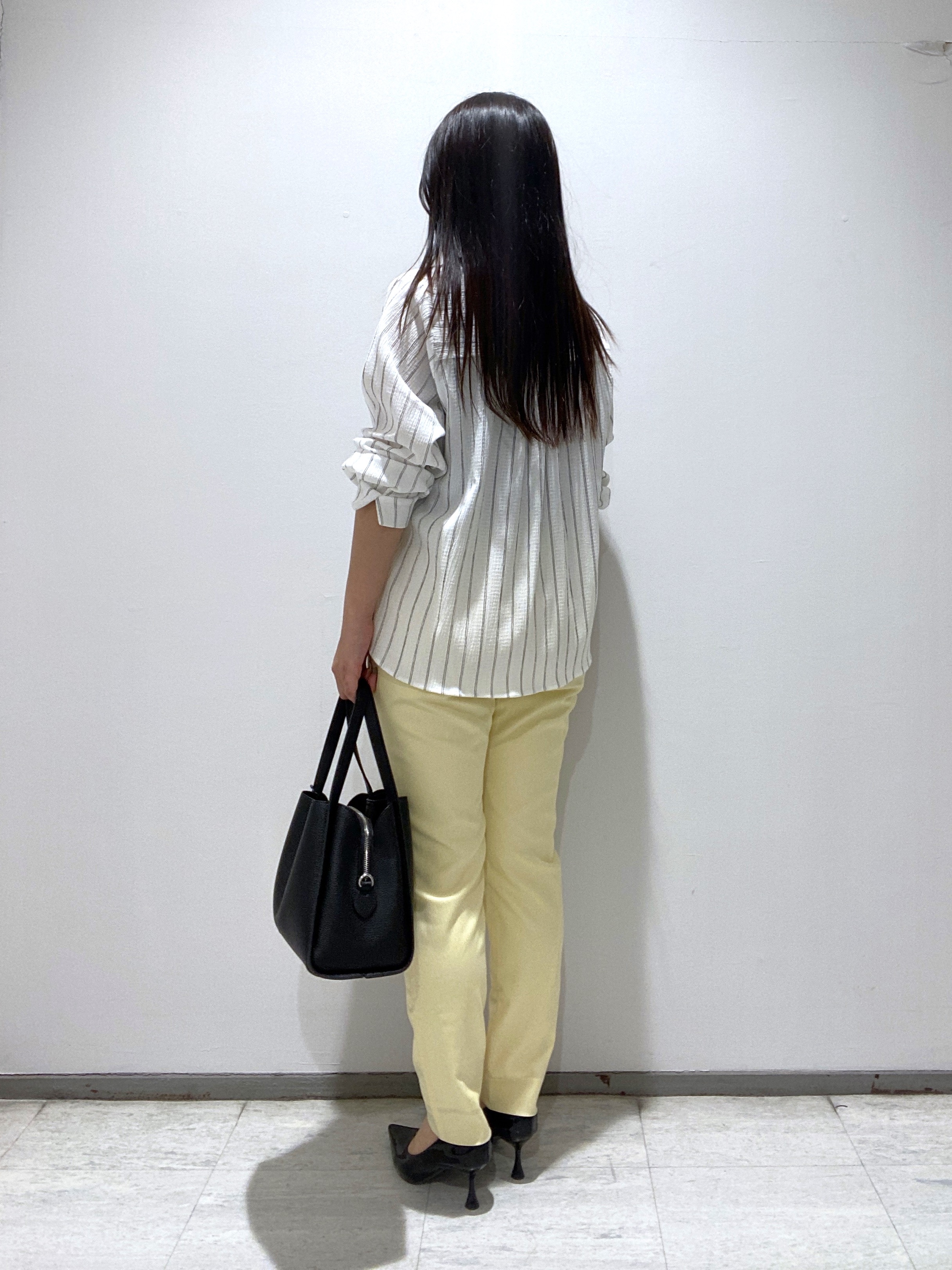 meiさんの「INDIVI｜【洗える／着心地楽ちん】ブラウス風ストライプカットソートップス」を使ったコーディネート