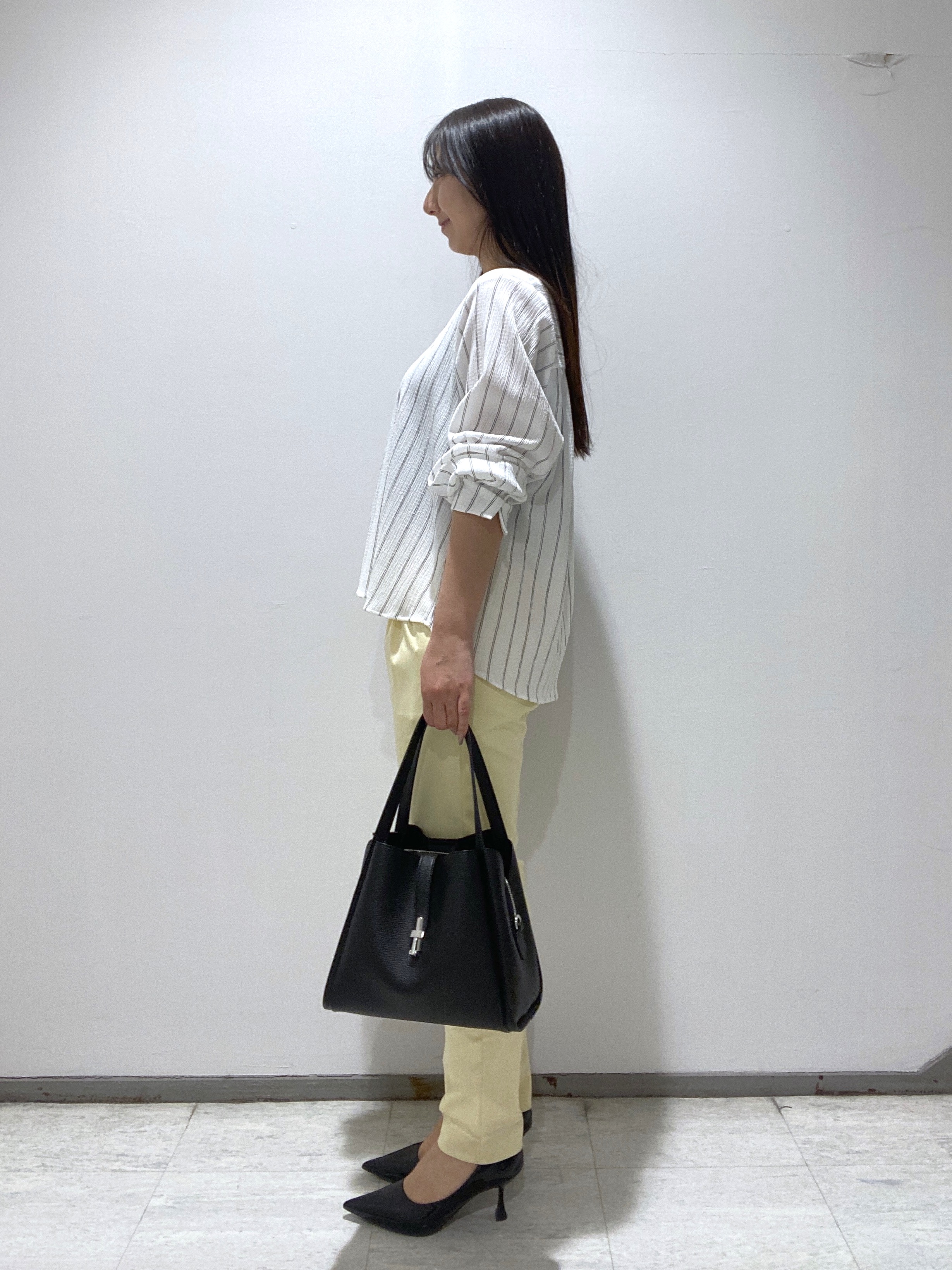 meiさんの「INDIVI｜【洗える／着心地楽ちん】ブラウス風ストライプカットソートップス」を使ったコーディネート