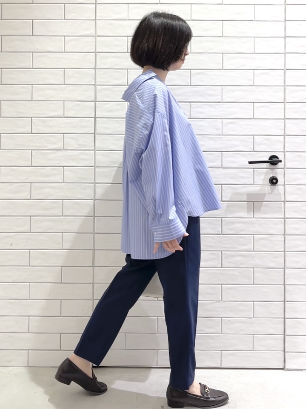 しおりさんの「OPAQUE.CLIP｜バックシャンスキッパーシャツ【洗濯機OK】」を使ったコーディネート