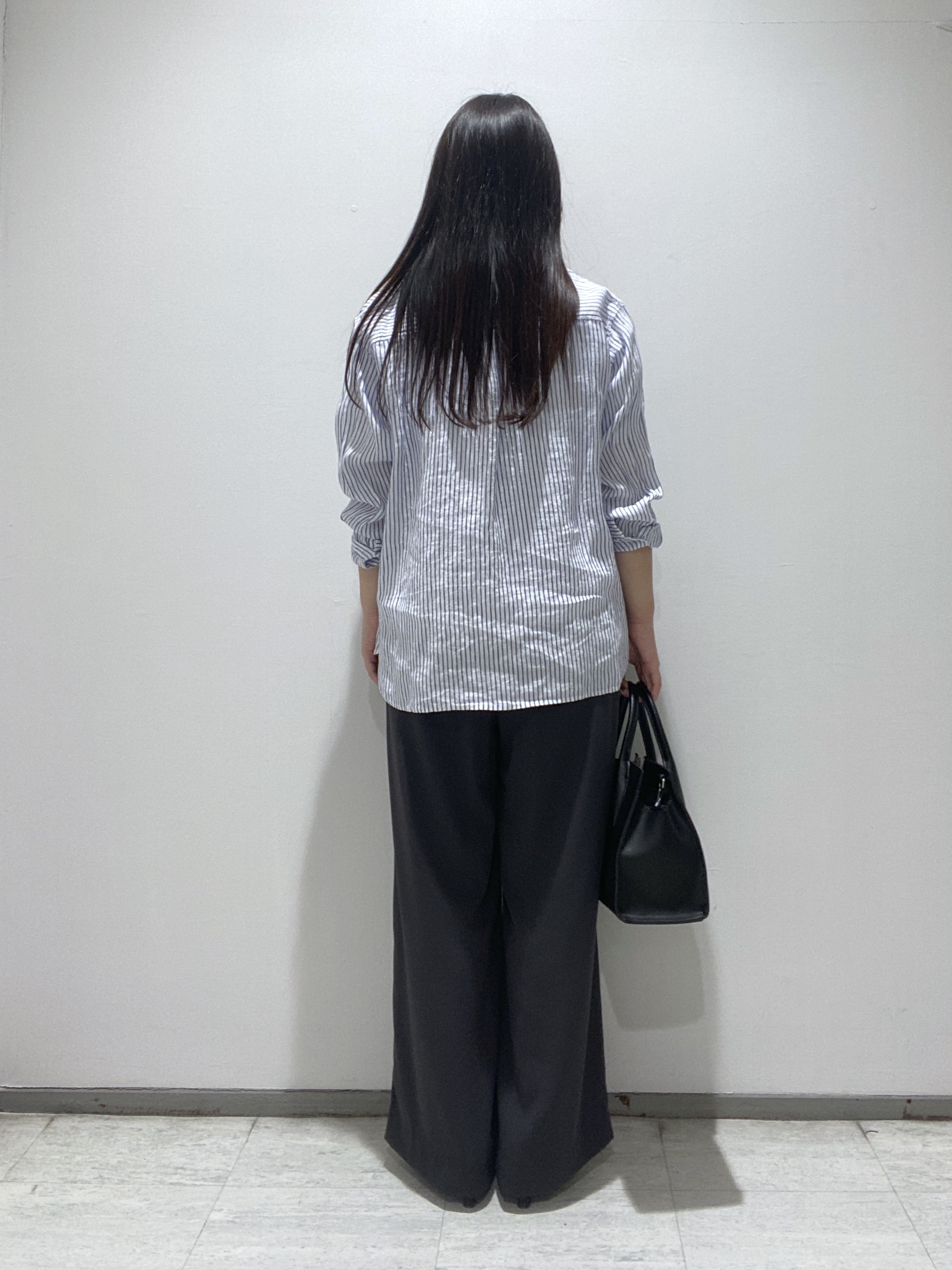 meiさんの「INDIVI｜【UVケア／選べるグラフィック】スムースジャージTシャツ」を使ったコーディネート
