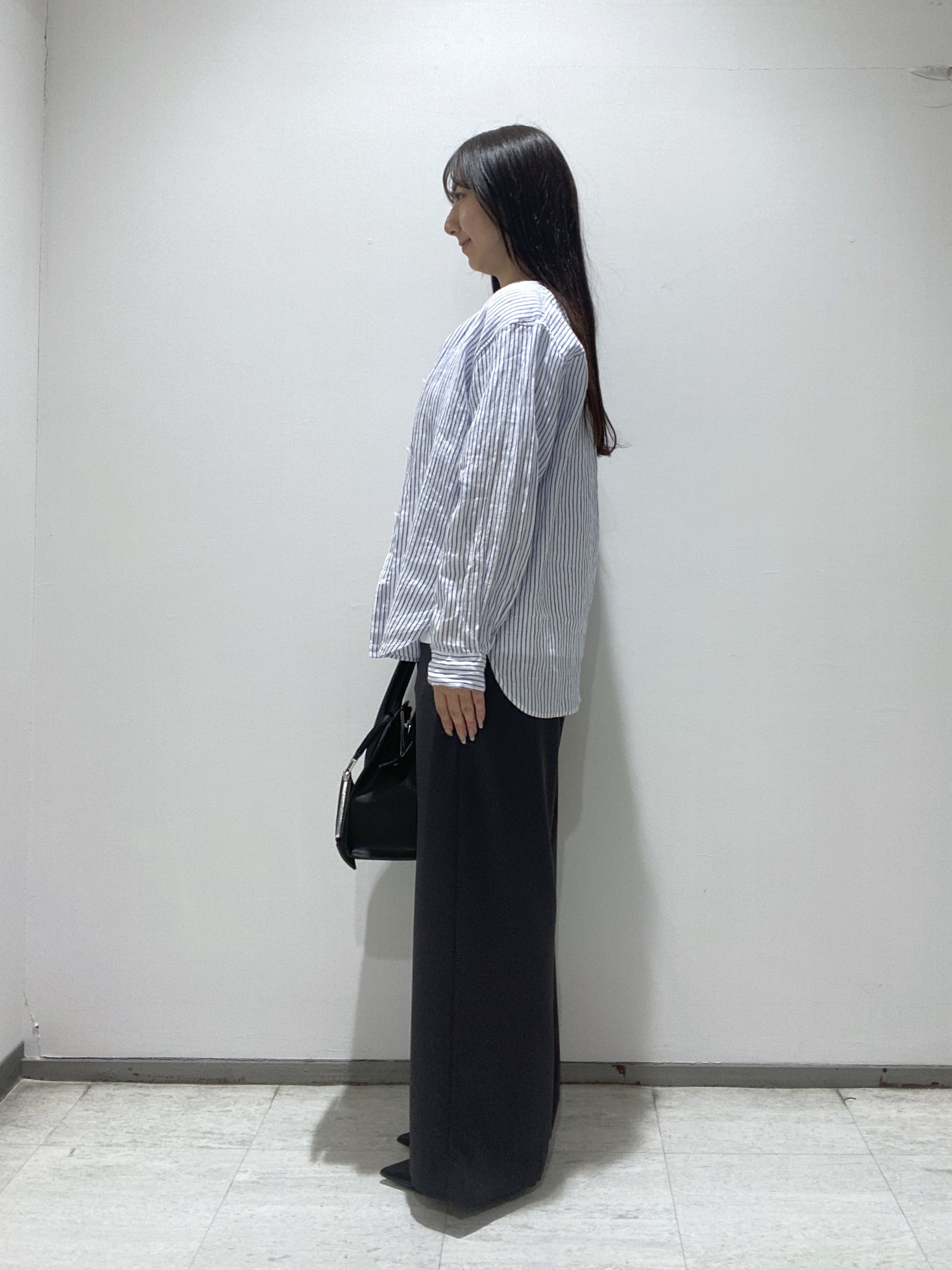 meiさんの「INDIVI｜【UVケア／選べるグラフィック】スムースジャージTシャツ」を使ったコーディネート