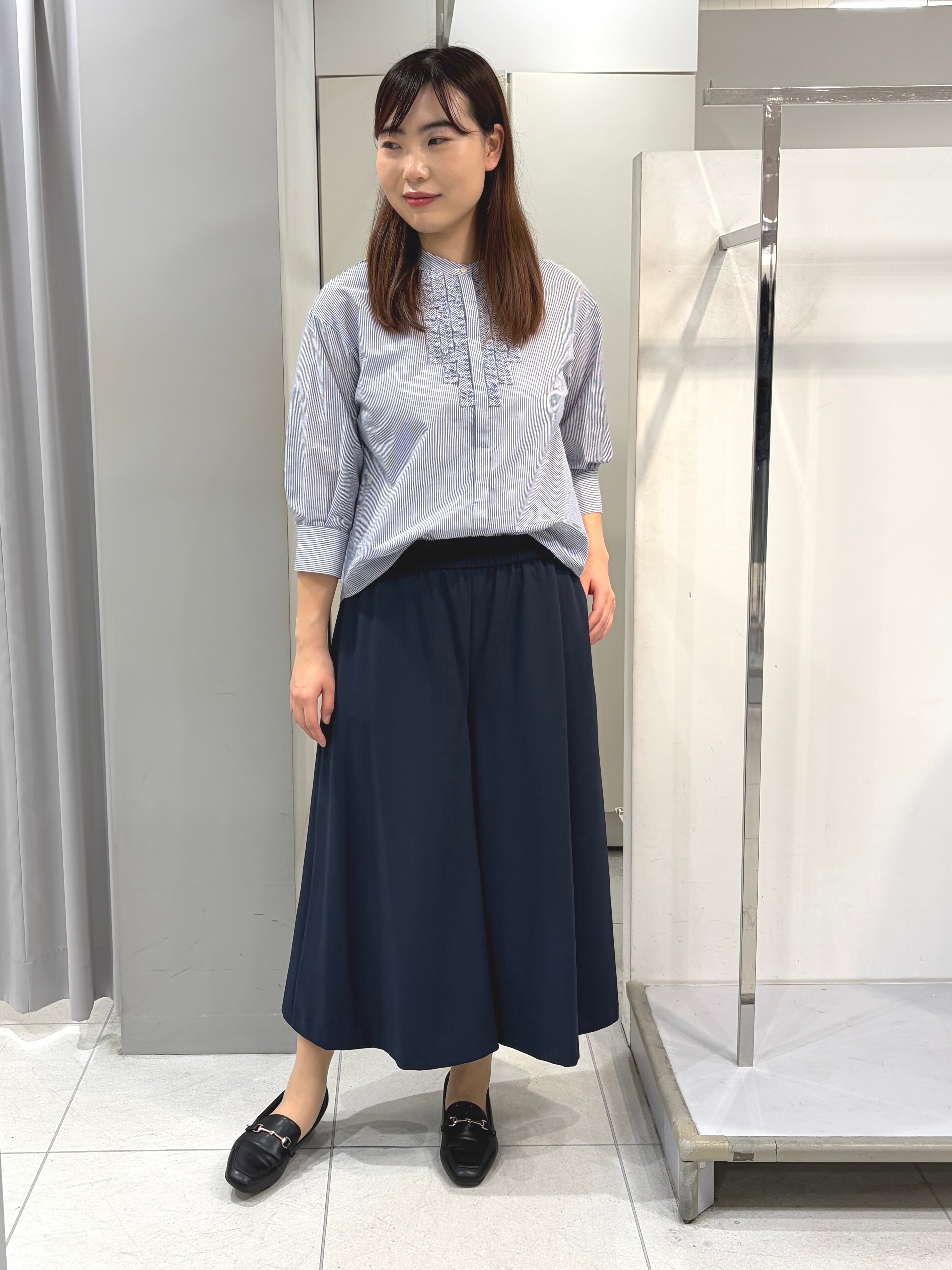 AZUSAさんの「Reflect｜【接触冷感】八分袖フロントフリルブラウス」を使ったコーディネート