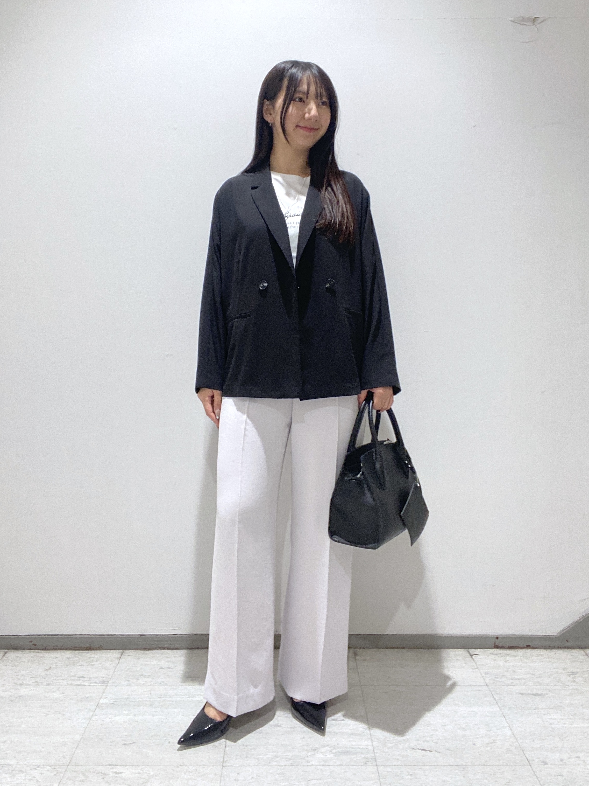 meiさんの「INDIVI｜【UVケア／選べるグラフィック】スムースジャージTシャツ」を使ったコーディネート