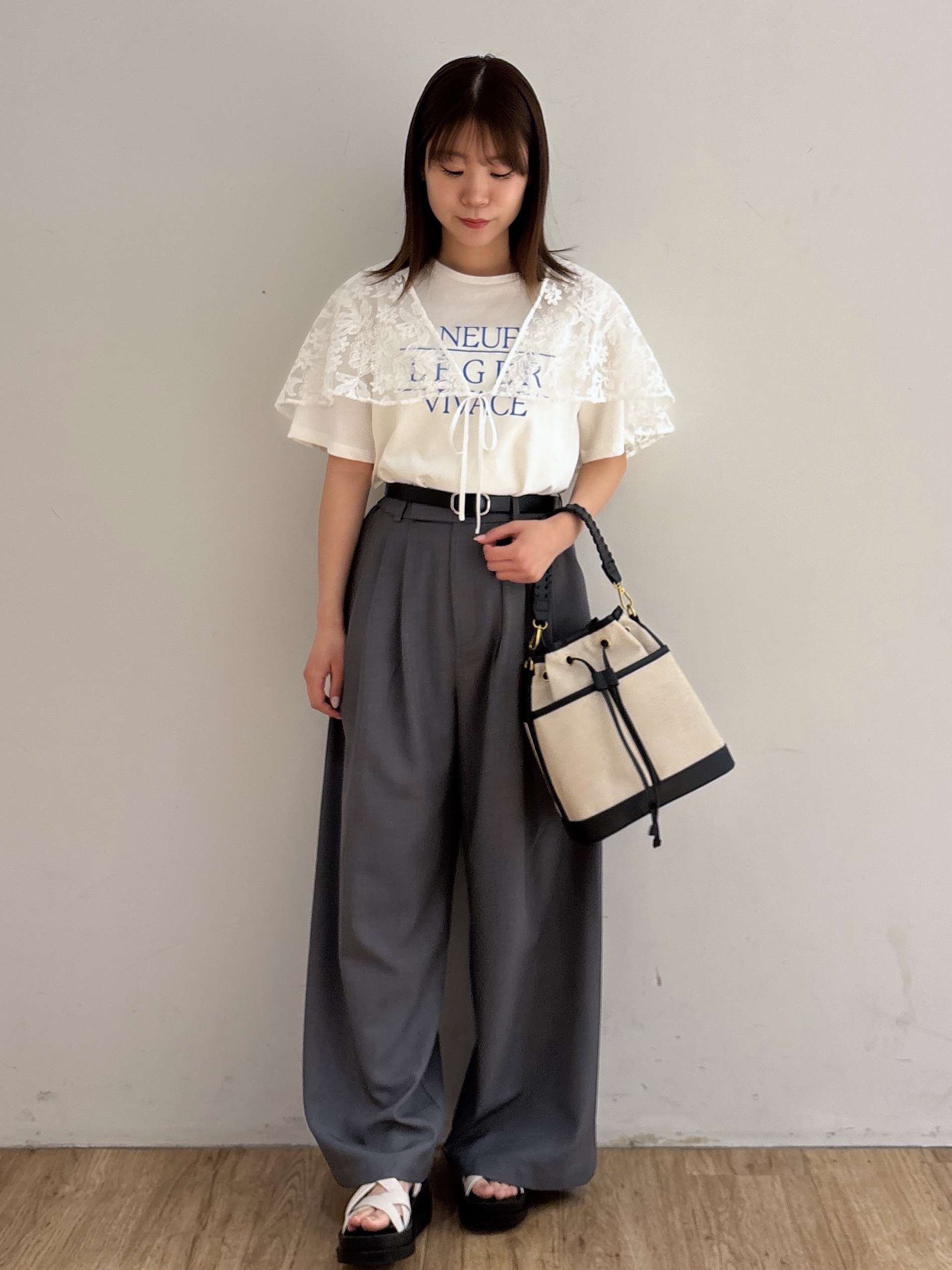 mireiさんの「OPAQUE.CLIP｜ロゴプリントアソートTシャツ【洗濯機OK】」を使ったコーディネート