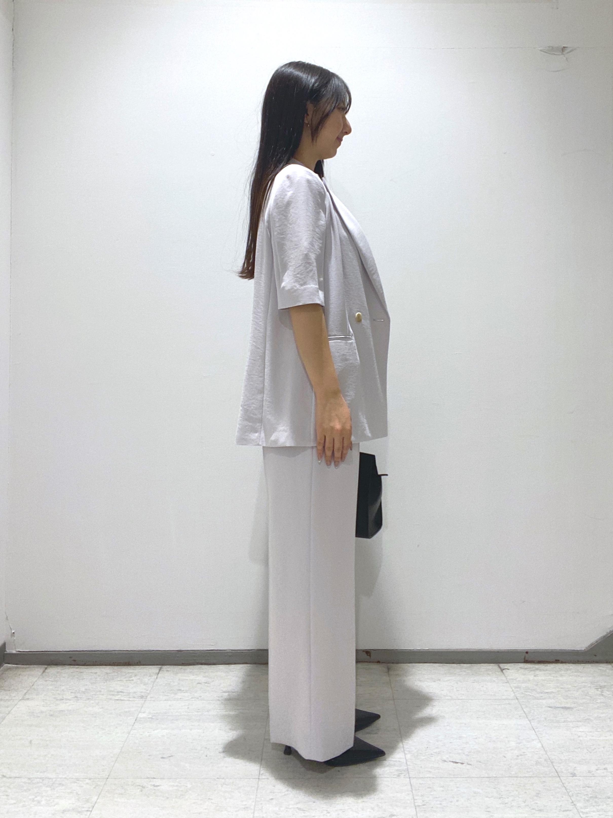 meiさんの「INDIVI｜【UVケア／選べるグラフィック】スムースジャージTシャツ」を使ったコーディネート