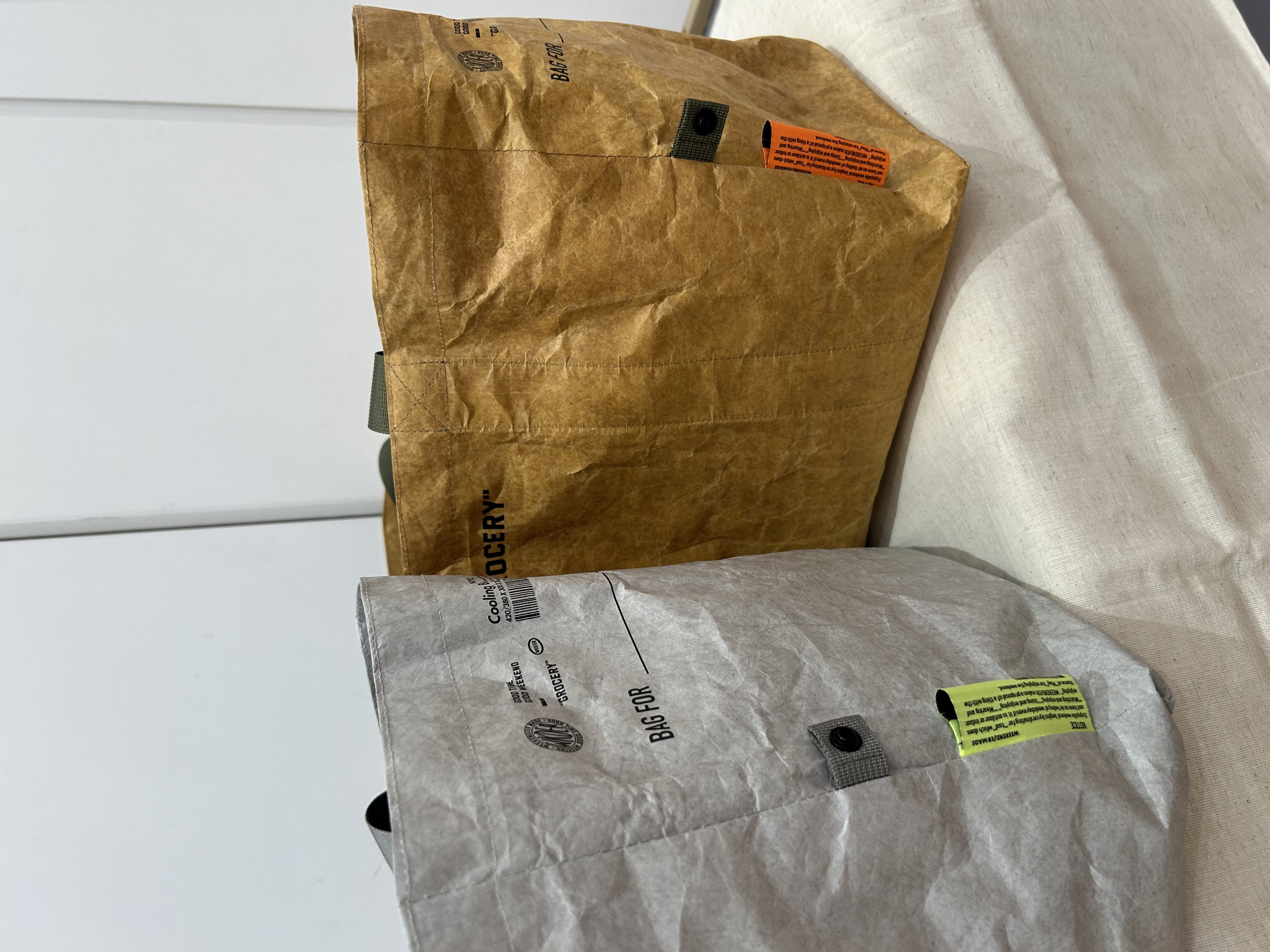 たかともさんの「212 KITCHEN STORE｜COOLBAG/GROCERY GRAY」を使ったコーディネート