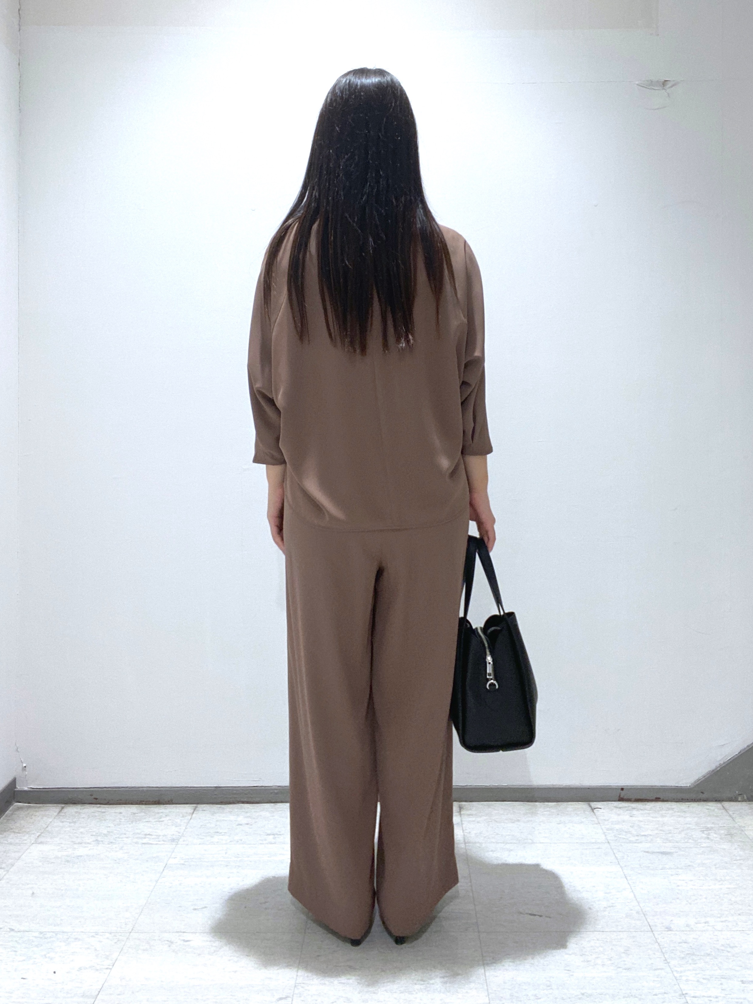 meiさんの「INDIVI｜【接触冷感／透湿／着る日傘】ドルマントップス」を使ったコーディネート