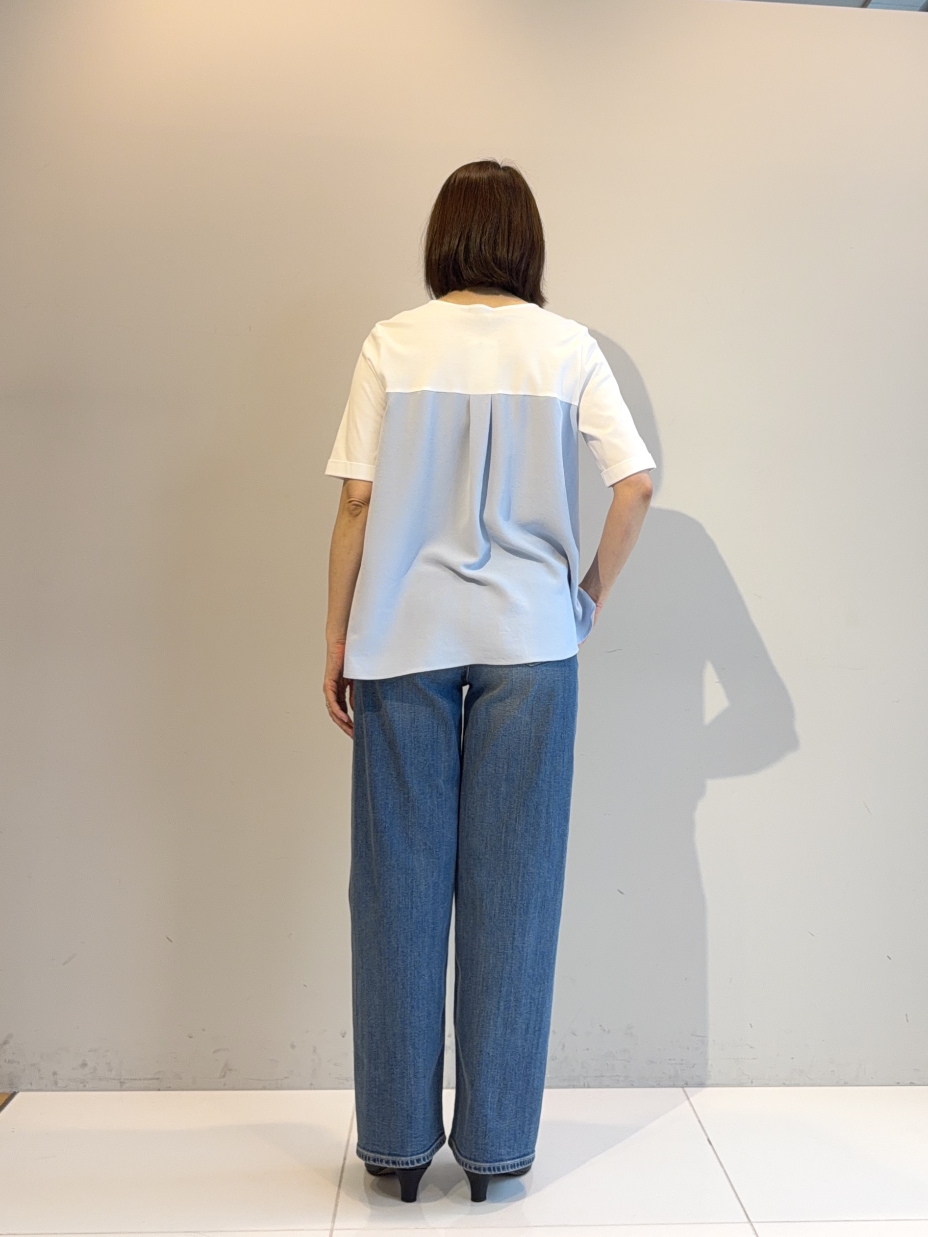 murayamaさんの「INDIVI｜【着る日傘／SETUP可能】ビスチェレイヤード風トップス」を使ったコーディネート