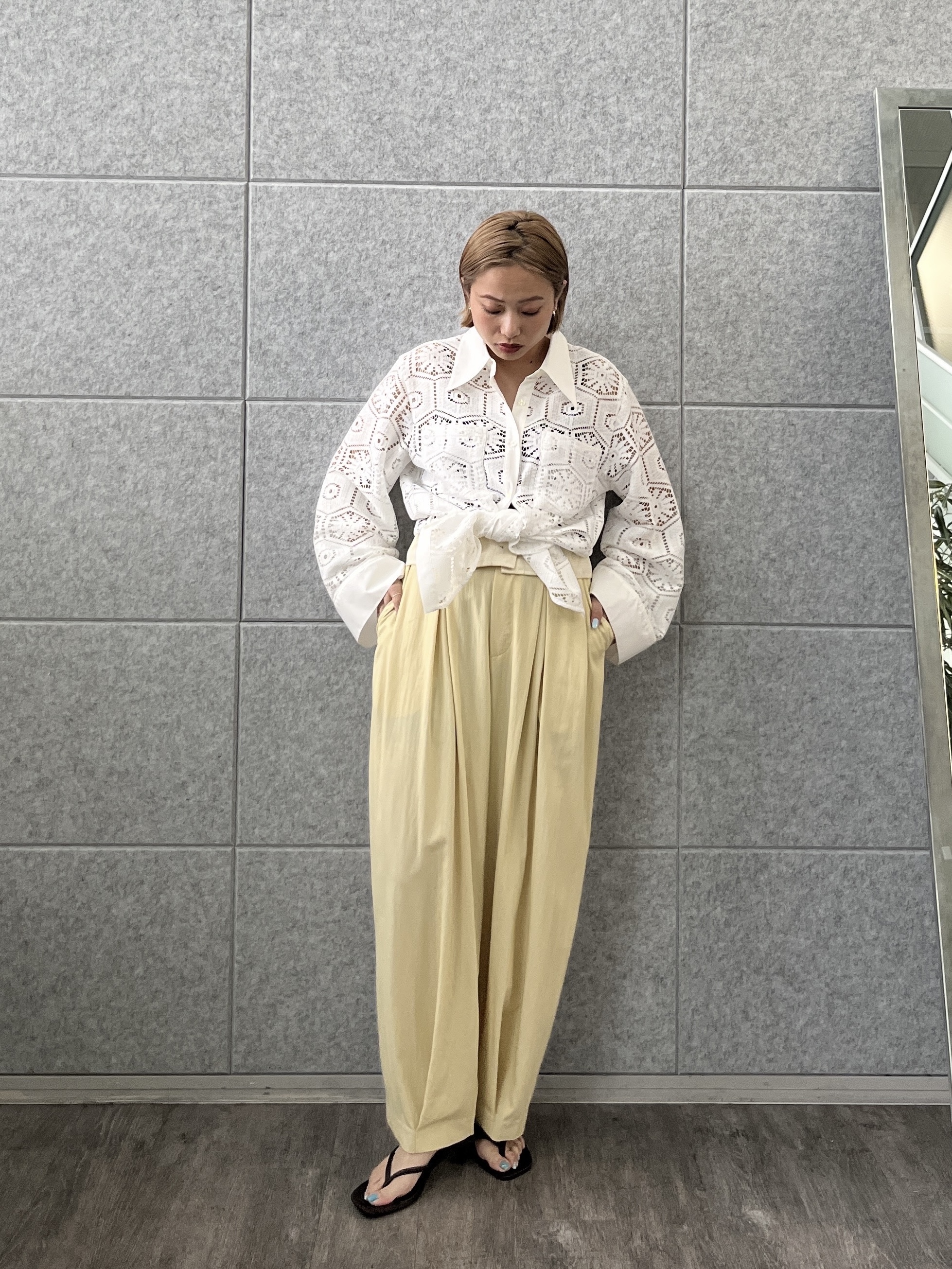 Harukaさんの「INDIVI｜ターンアップイージーパンツ」を使ったコーディネート