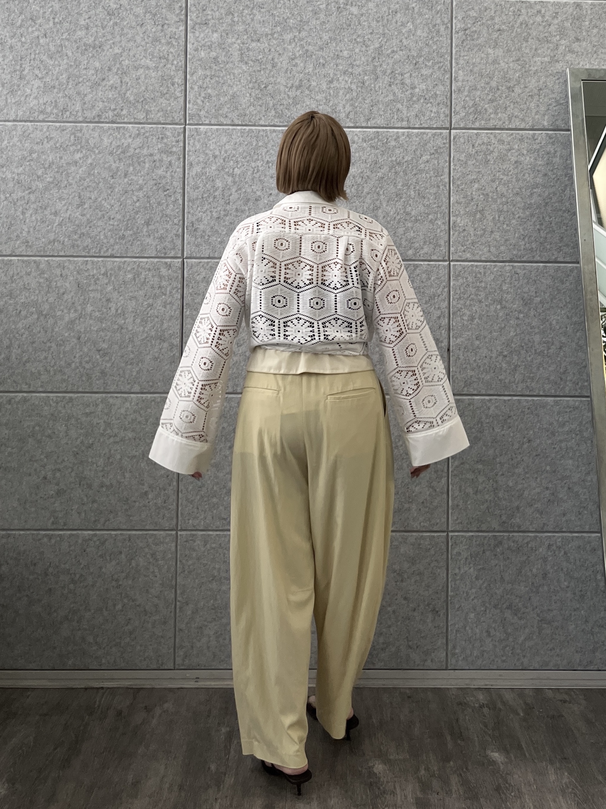 Harukaさんの「INDIVI｜ターンアップイージーパンツ」を使ったコーディネート