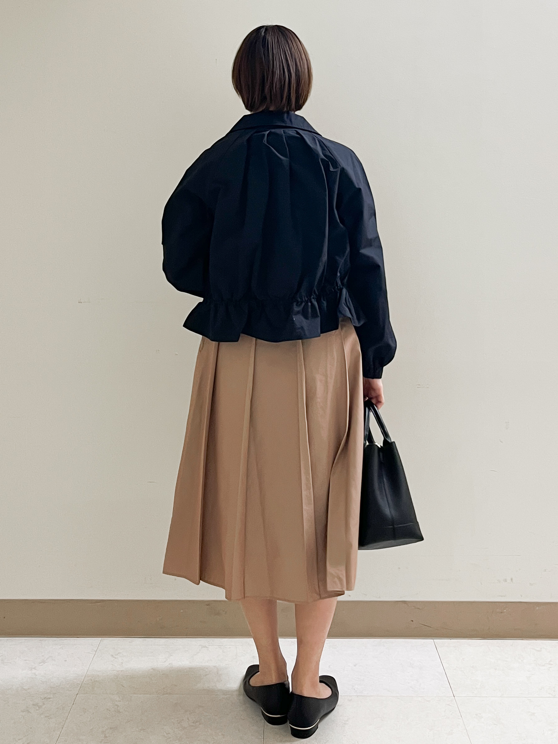 あかねさんの「OPAQUE.CLIP｜スタンドカラーペプラムブルゾン【洗濯機OK】」を使ったコーディネート