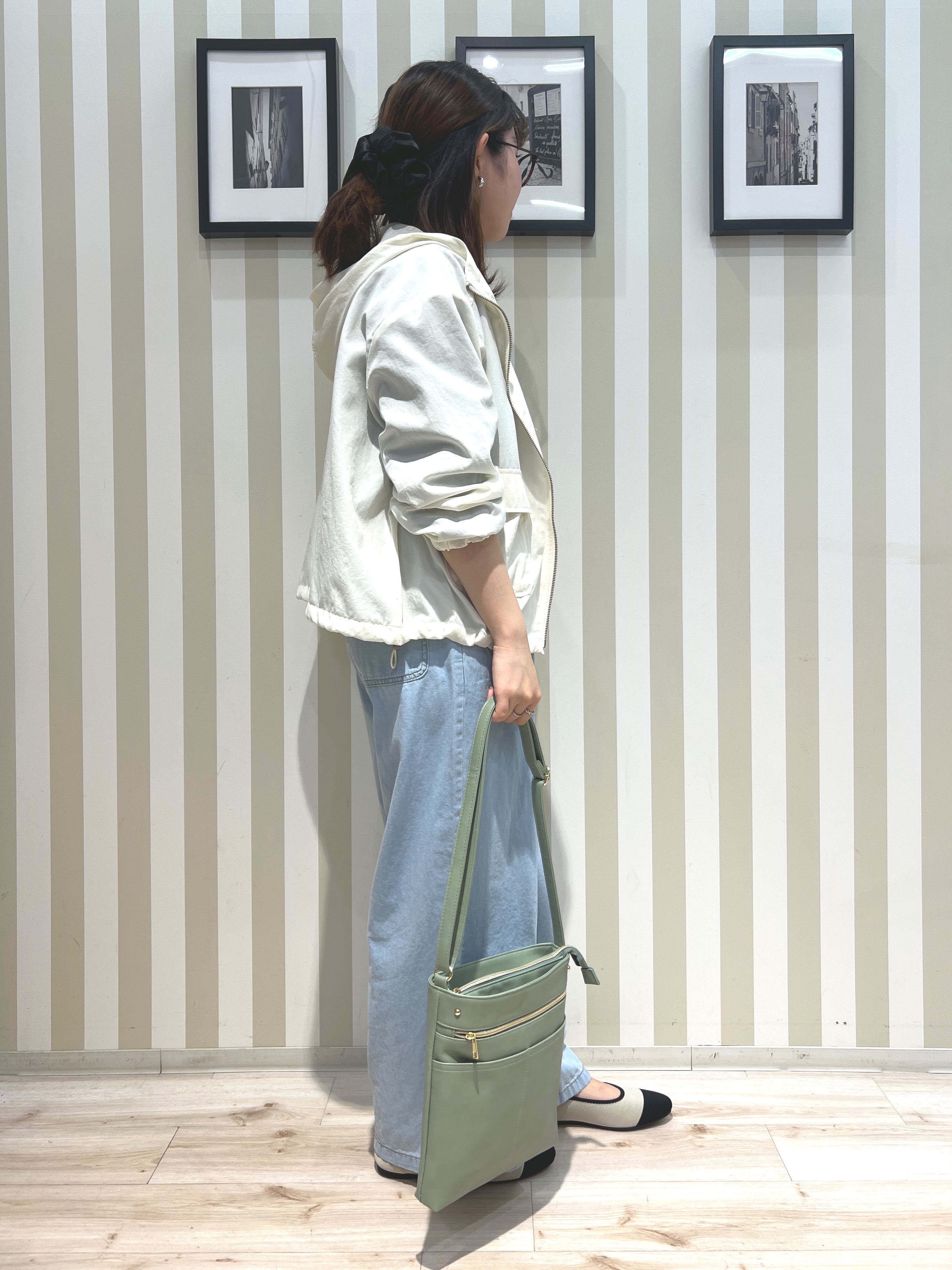 manaさんの「SHOO･LA･RUE｜【セットアップ可/洗濯機可】上品チェックが好印象 ゆるさら6分袖ブラウス」を使ったコーディネート