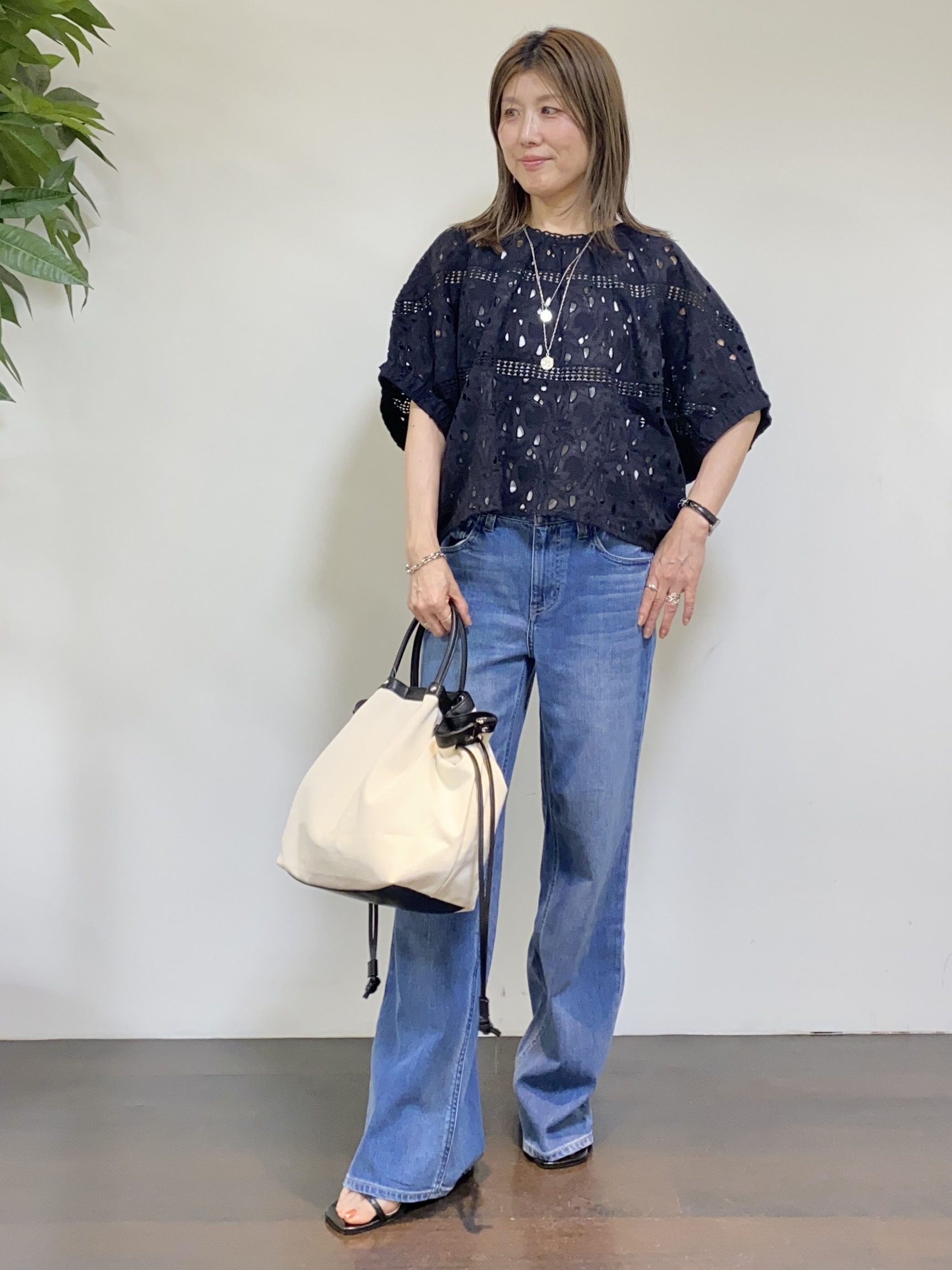 tomoさんの「UNTITLED｜リーベルラメベア天竺プルオーバファブリック」を使ったコーディネート
