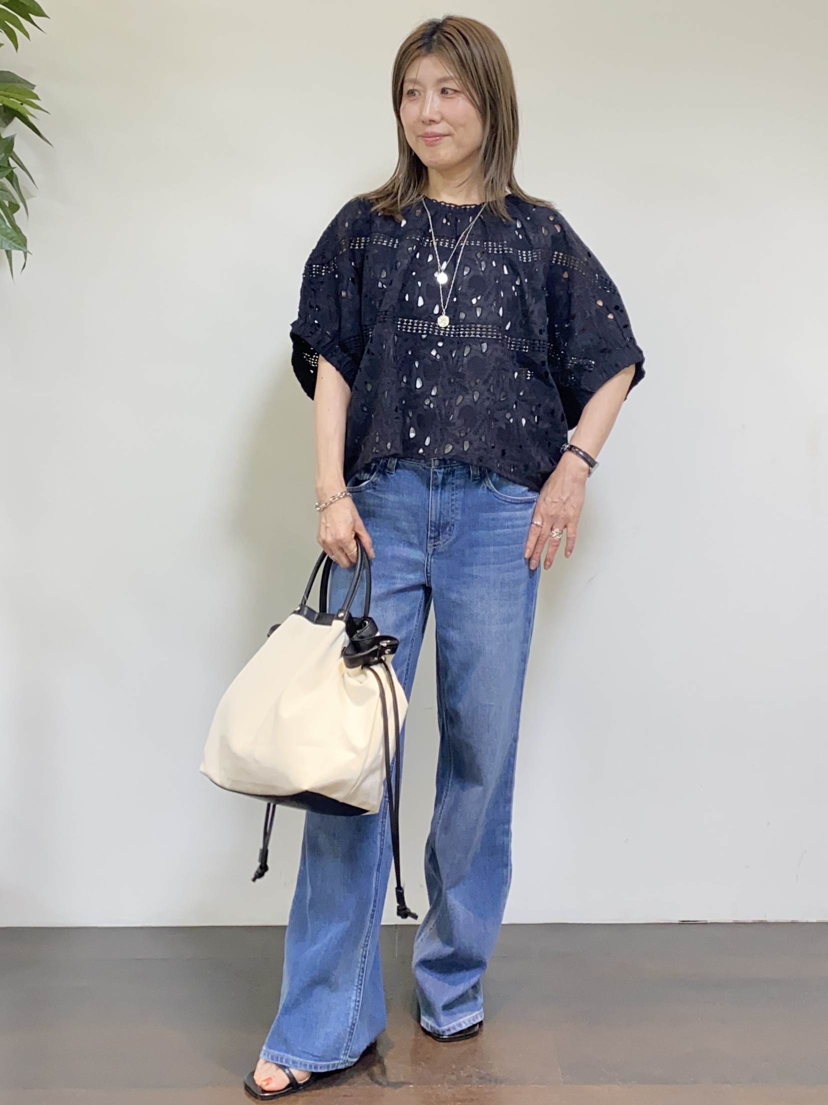 tomoさんの「UNTITLED｜リーベルラメベア天竺プルオーバファブリック」を使ったコーディネート