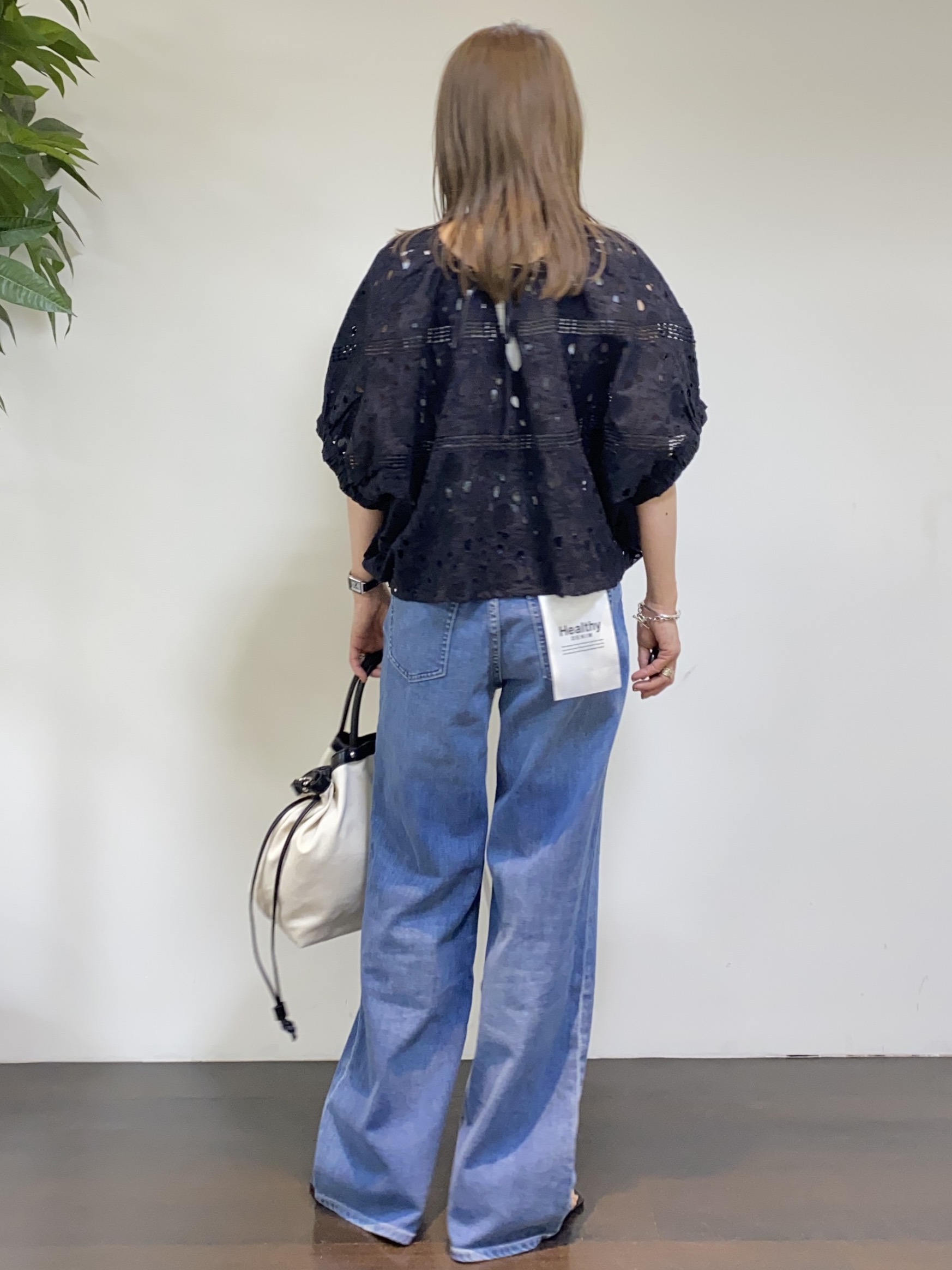 tomoさんの「UNTITLED｜リーベルラメベア天竺プルオーバファブリック」を使ったコーディネート