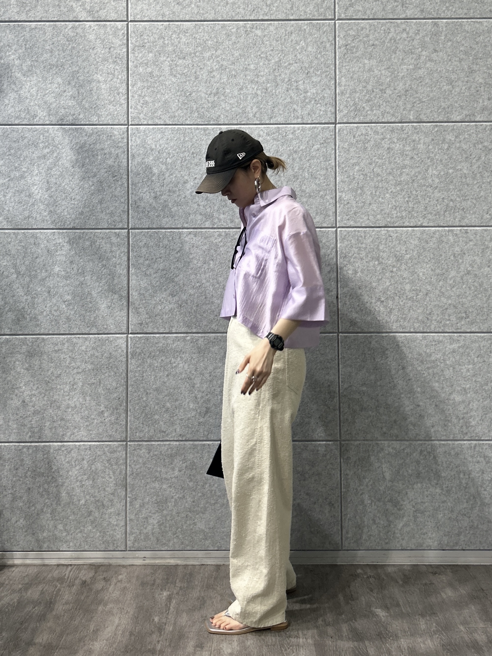 kotakiさんの「INDIVI｜ボックスシルエットシアーシャツ【接触冷感】」を使ったコーディネート
