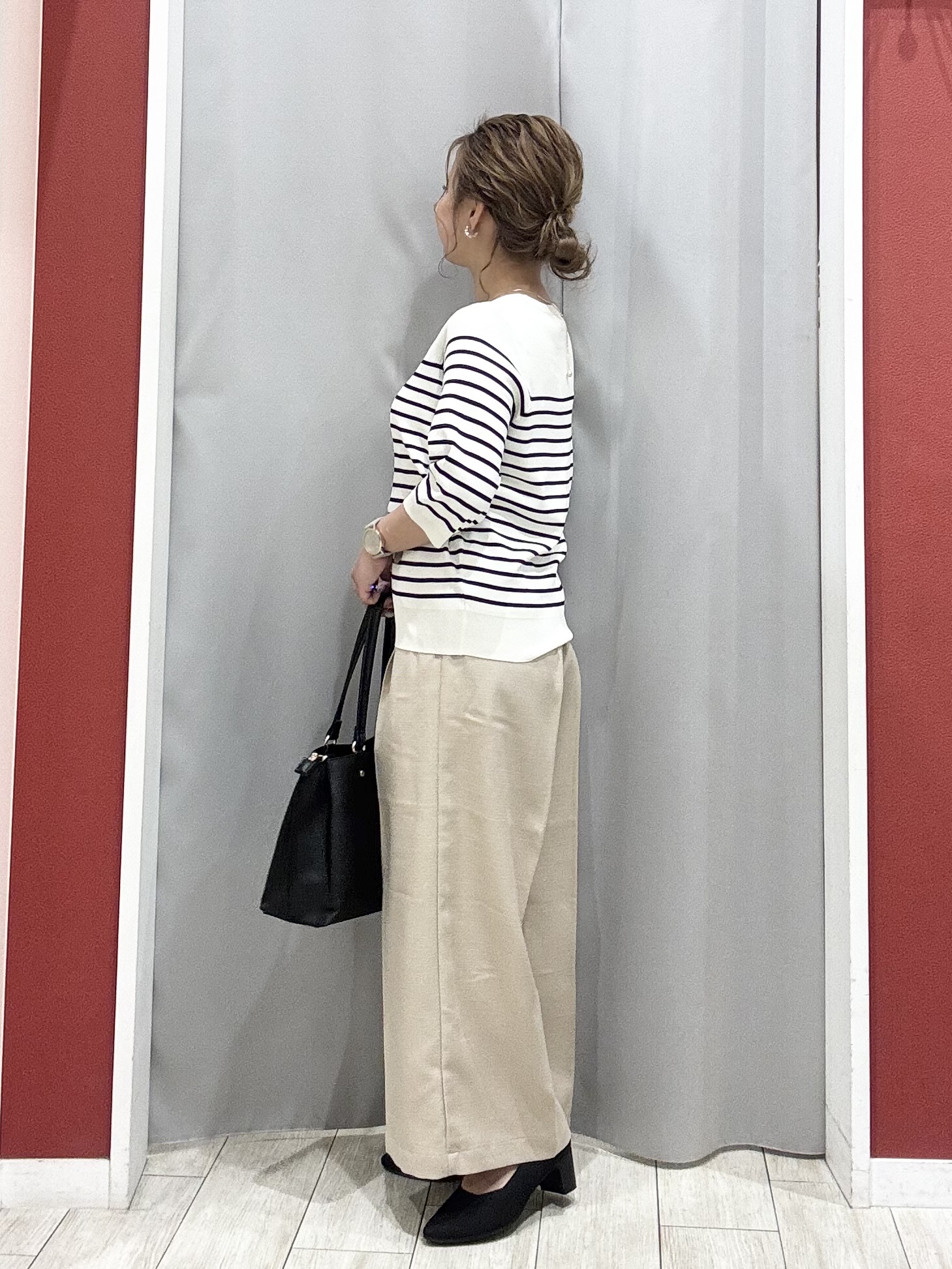 shioさんの「SHOO･LA･RUE｜【綿100%/UV/S-LL/体型カバー】優しく透ける 柔らかシアーデニムシャツ」を使ったコーディネート