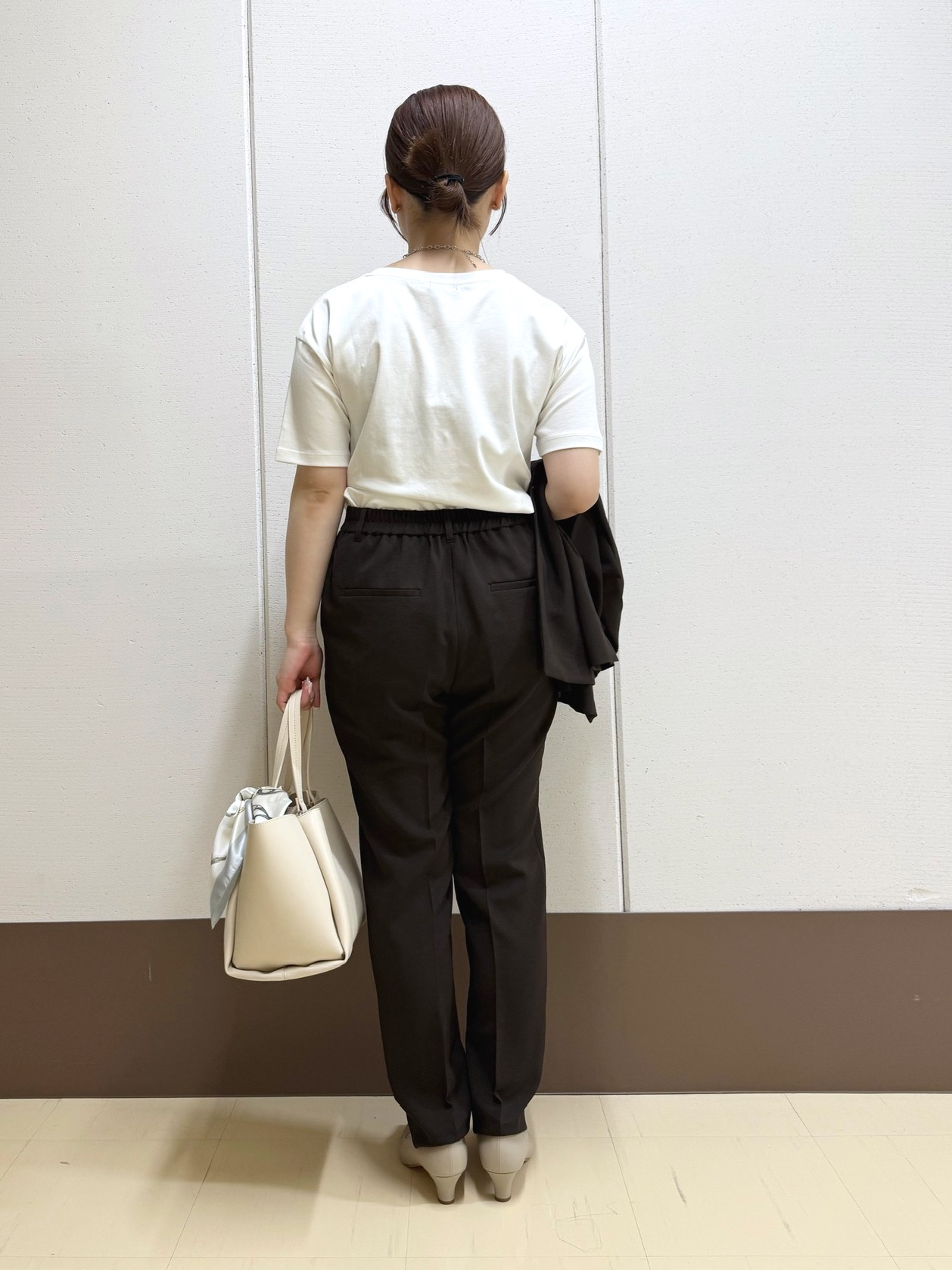 Rikoさんの「INDIVI｜【洗える／UVケア／麻調】シングルジャケット」を使ったコーディネート