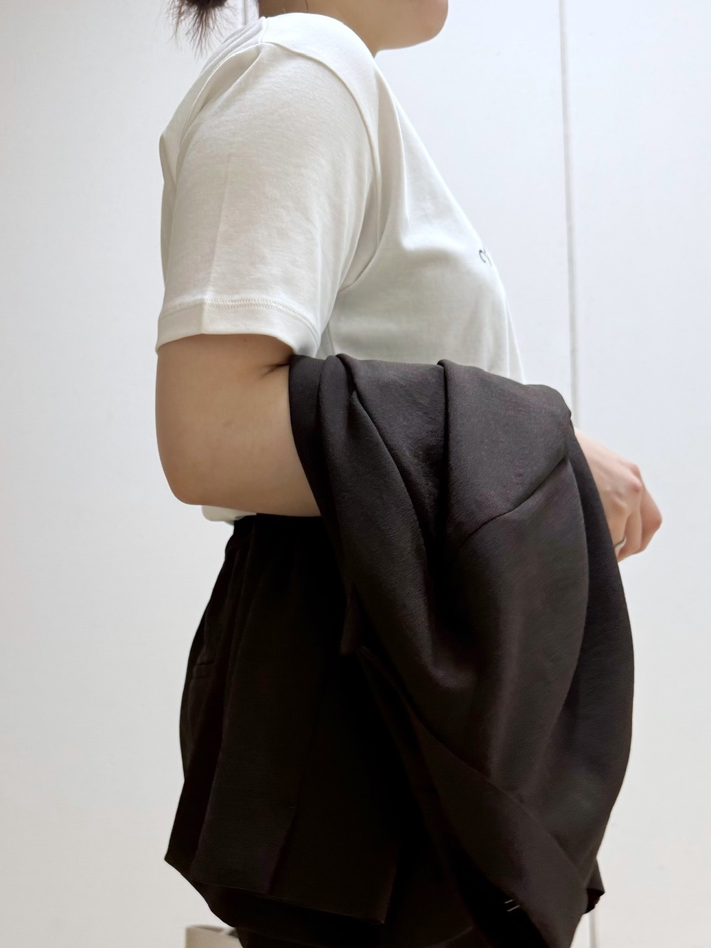 Rikoさんの「INDIVI｜【洗える／UVケア／麻調】シングルジャケット」を使ったコーディネート