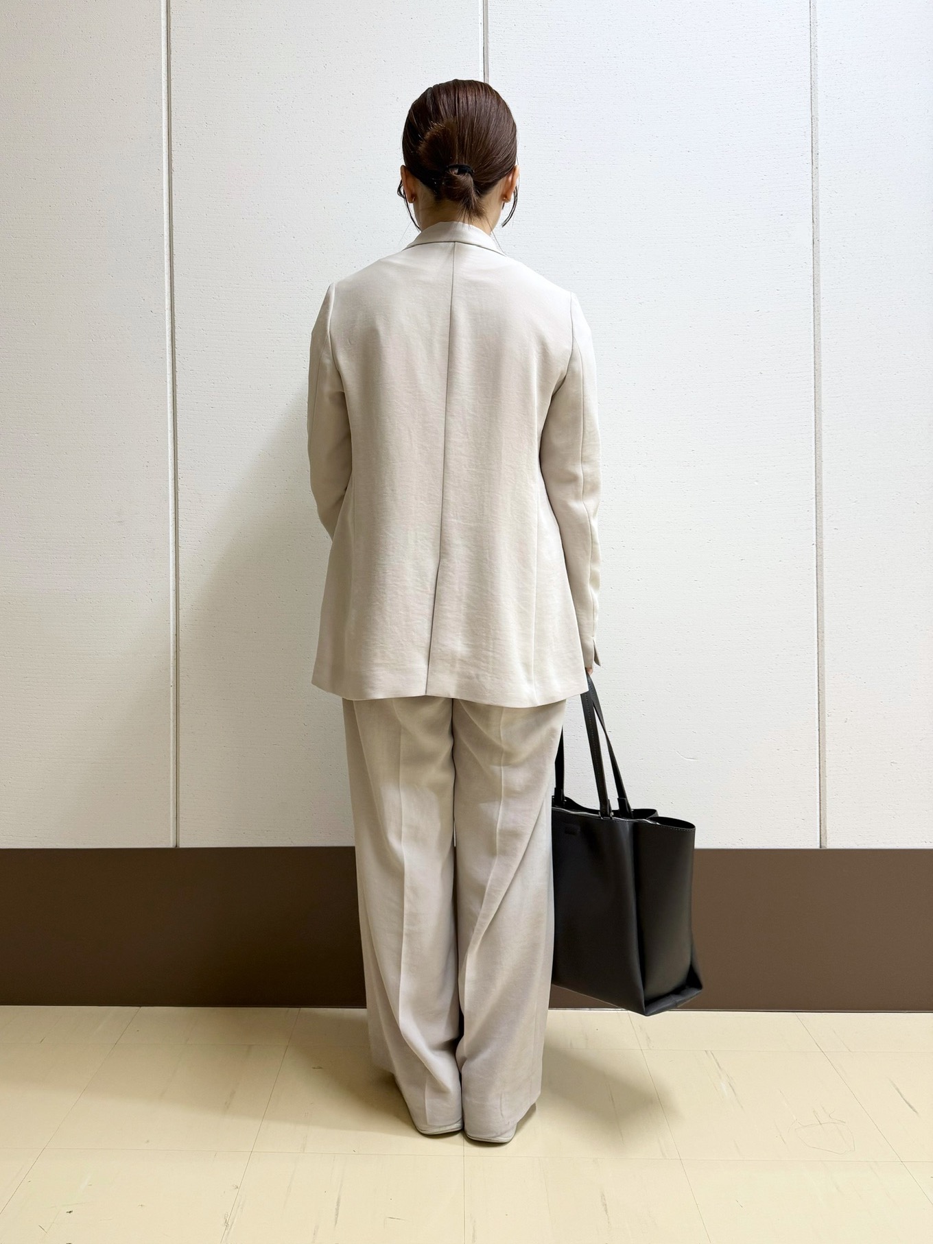 Rikoさんの「INDIVI｜【洗える／多機能／SETUP可】着る日傘ダブルジャケット」を使ったコーディネート
