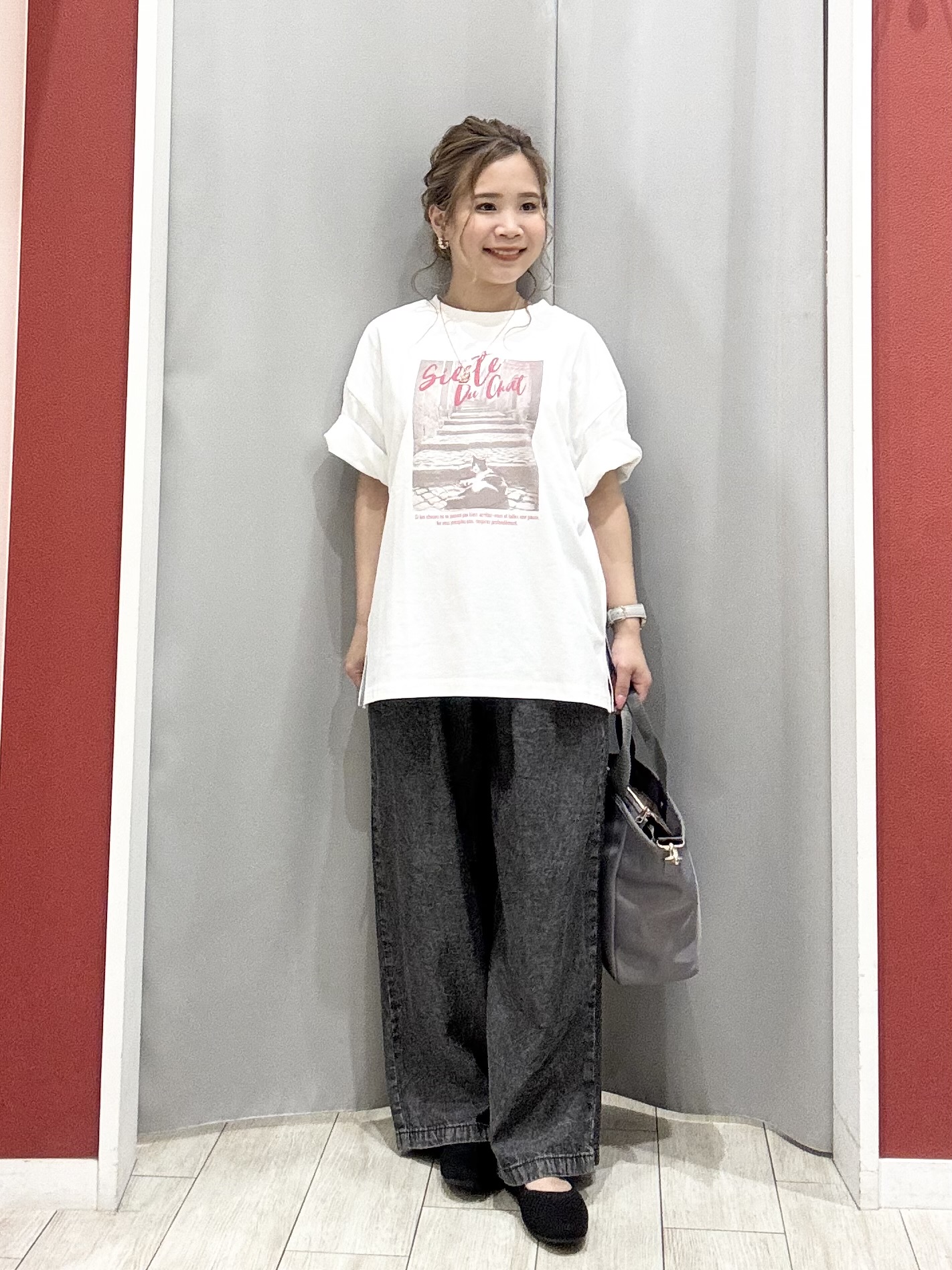 shioさんの「SHOO･LA･RUE｜【体型カバー】ふんわり質感 やわらかこなれシアーシャツ」を使ったコーディネート