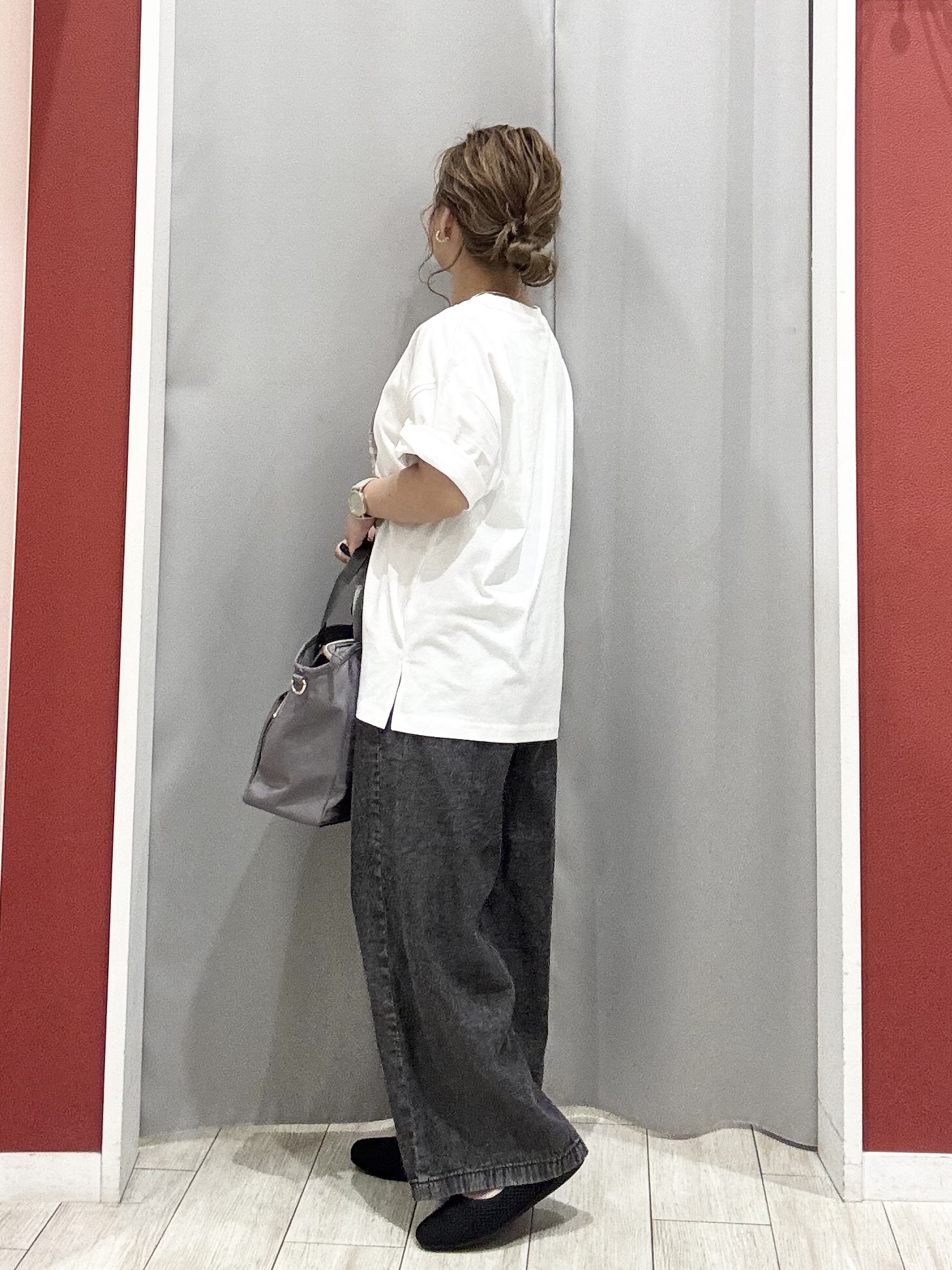 shioさんの「SHOO･LA･RUE｜【体型カバー】ふんわり質感 やわらかこなれシアーシャツ」を使ったコーディネート