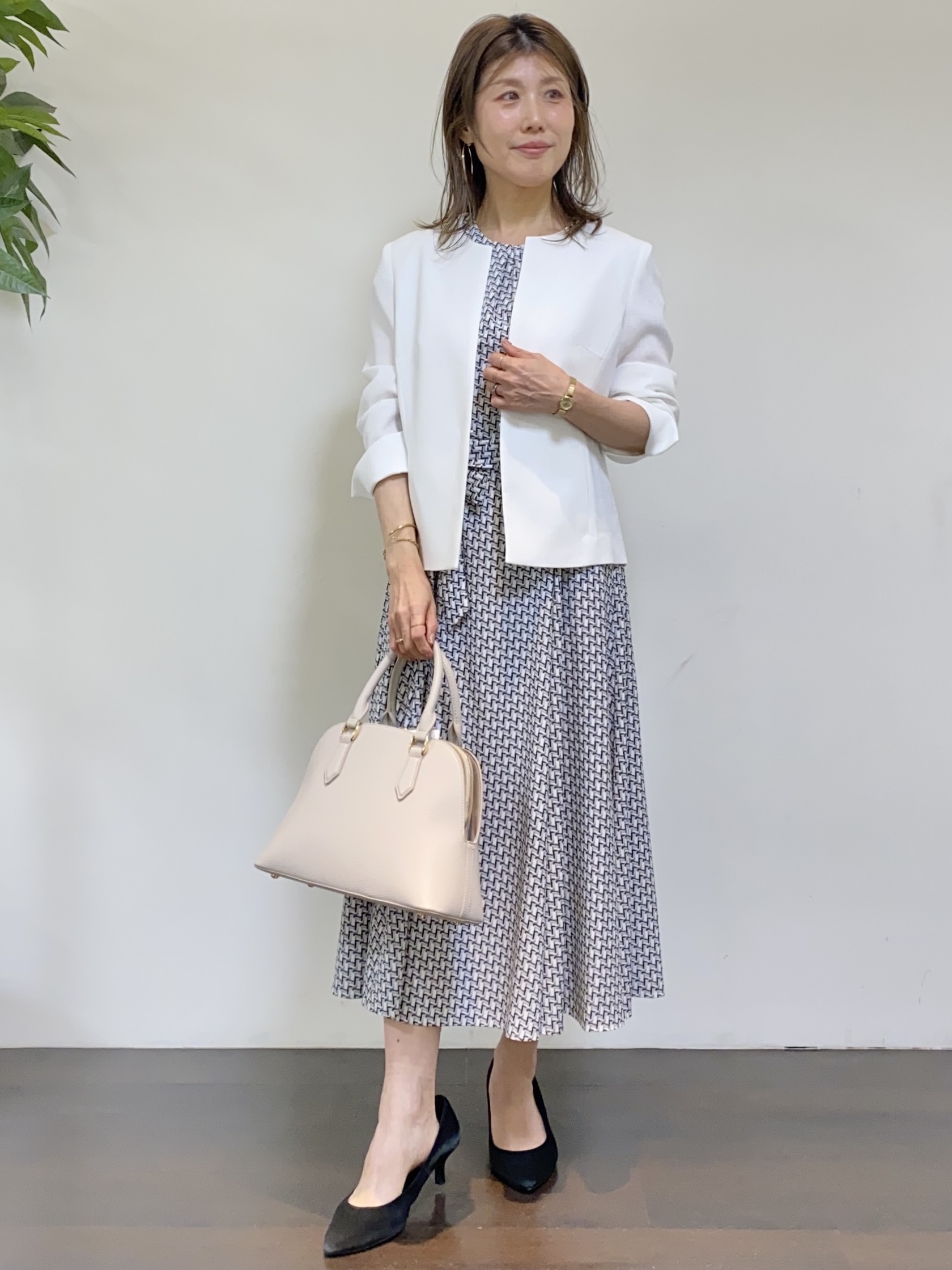 tomoさんの「UNTITLED｜【清涼感/洗える】ミニマルシルエットジャケット」を使ったコーディネート