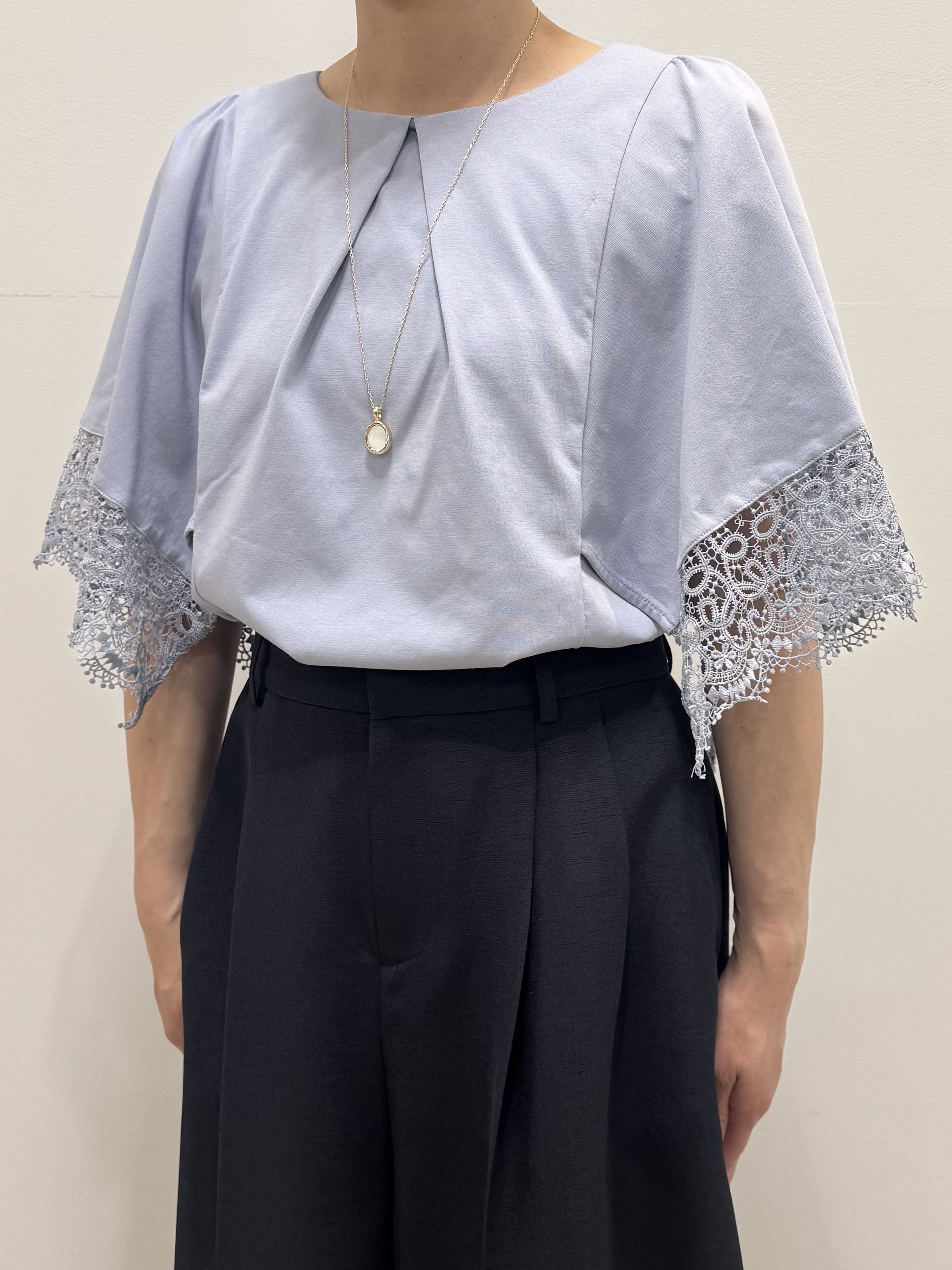 koyaさんの「Reflect｜【UVカット／接触冷感】レーススリーブジャージカットソー」を使ったコーディネート