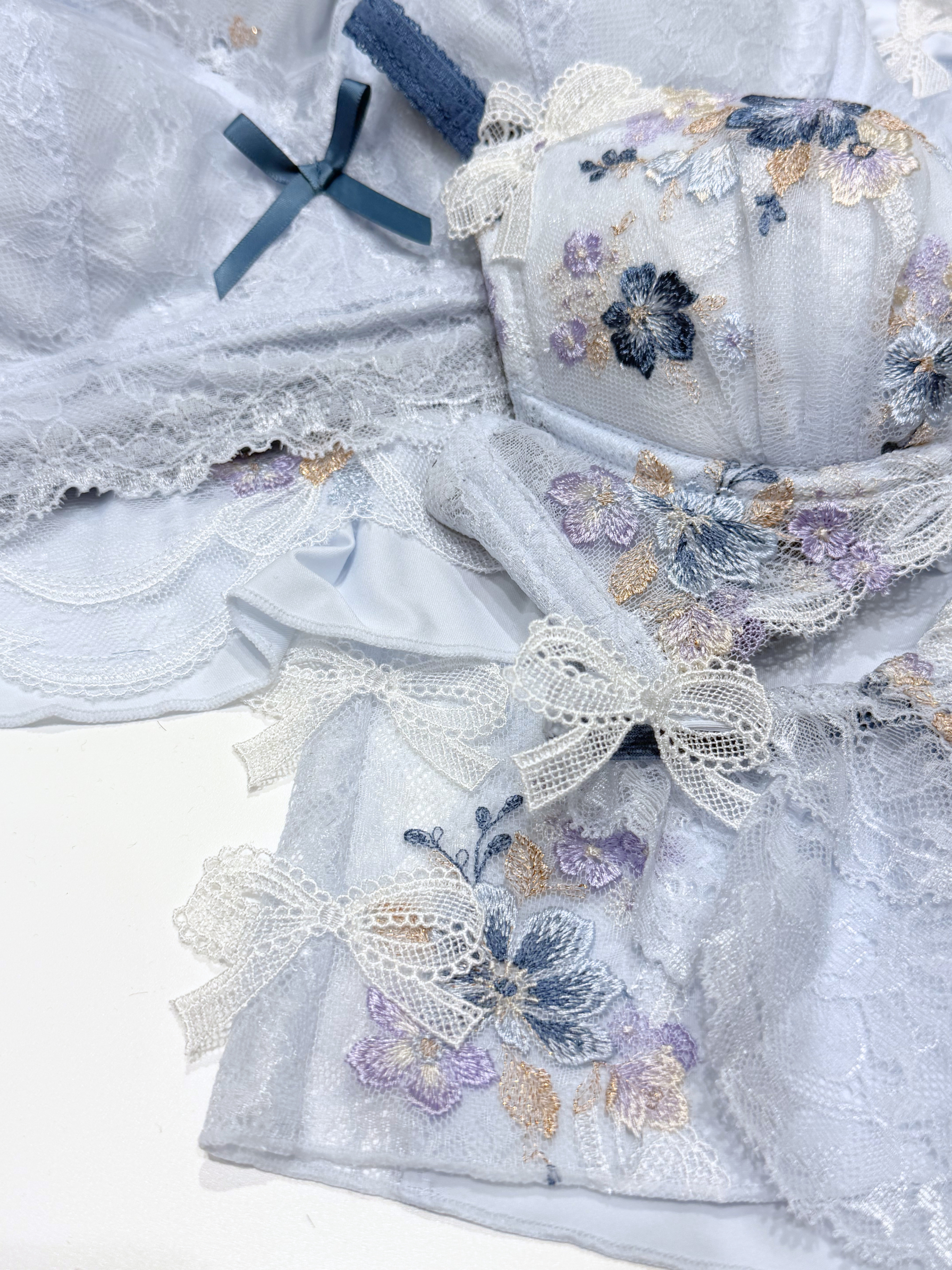 cocoさんの「Risa Magli｜ダニエラ ブラジャー (B-C) ＜V Make Type＞」を使ったコーディネート