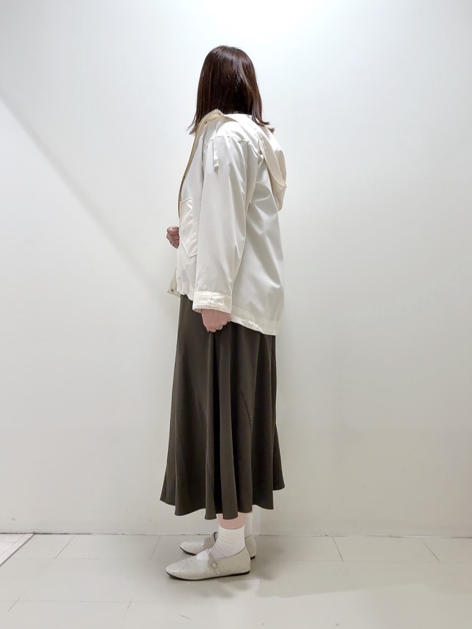 YUIさんの「UNTITLED｜【洗える/はっ水】リラクシーマウンテンパーカー」を使ったコーディネート