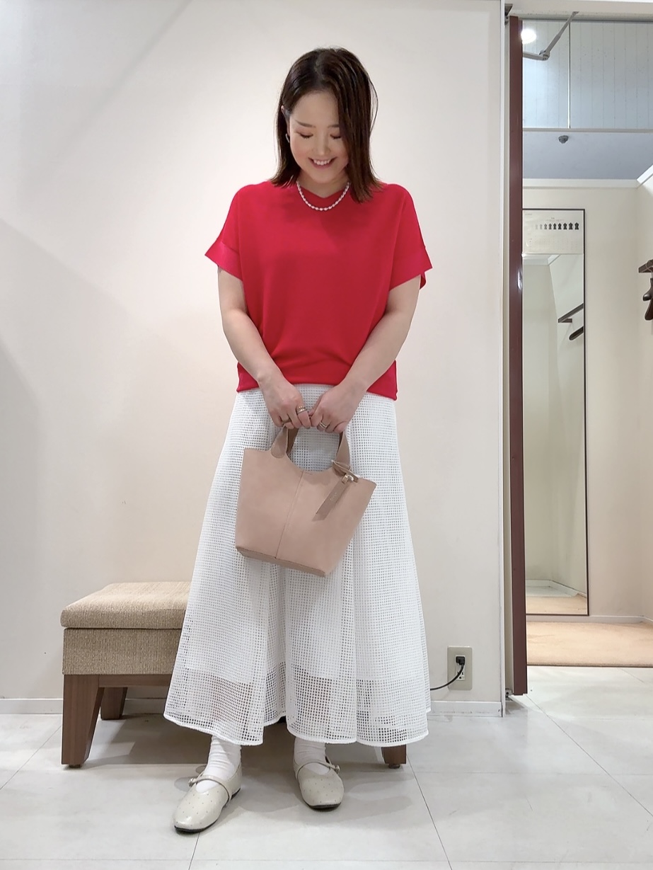 YUIさんの「UNTITLED｜【11色展開/体型カバー】前後2WAYフレンチスリーブニット」を使ったコーディネート