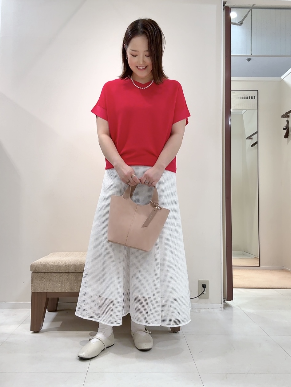 YUIさんの「UNTITLED｜【11色展開/体型カバー】前後2WAYフレンチスリーブニット」を使ったコーディネート
