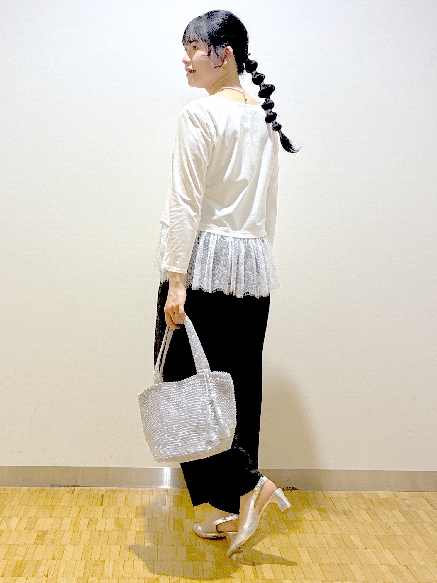  beni_gingerさんの「Reflect｜【UVカット／接触冷感／レイヤードにおすすめ◎】レース切り替えプルオーバージャージ」を使ったコーディネート