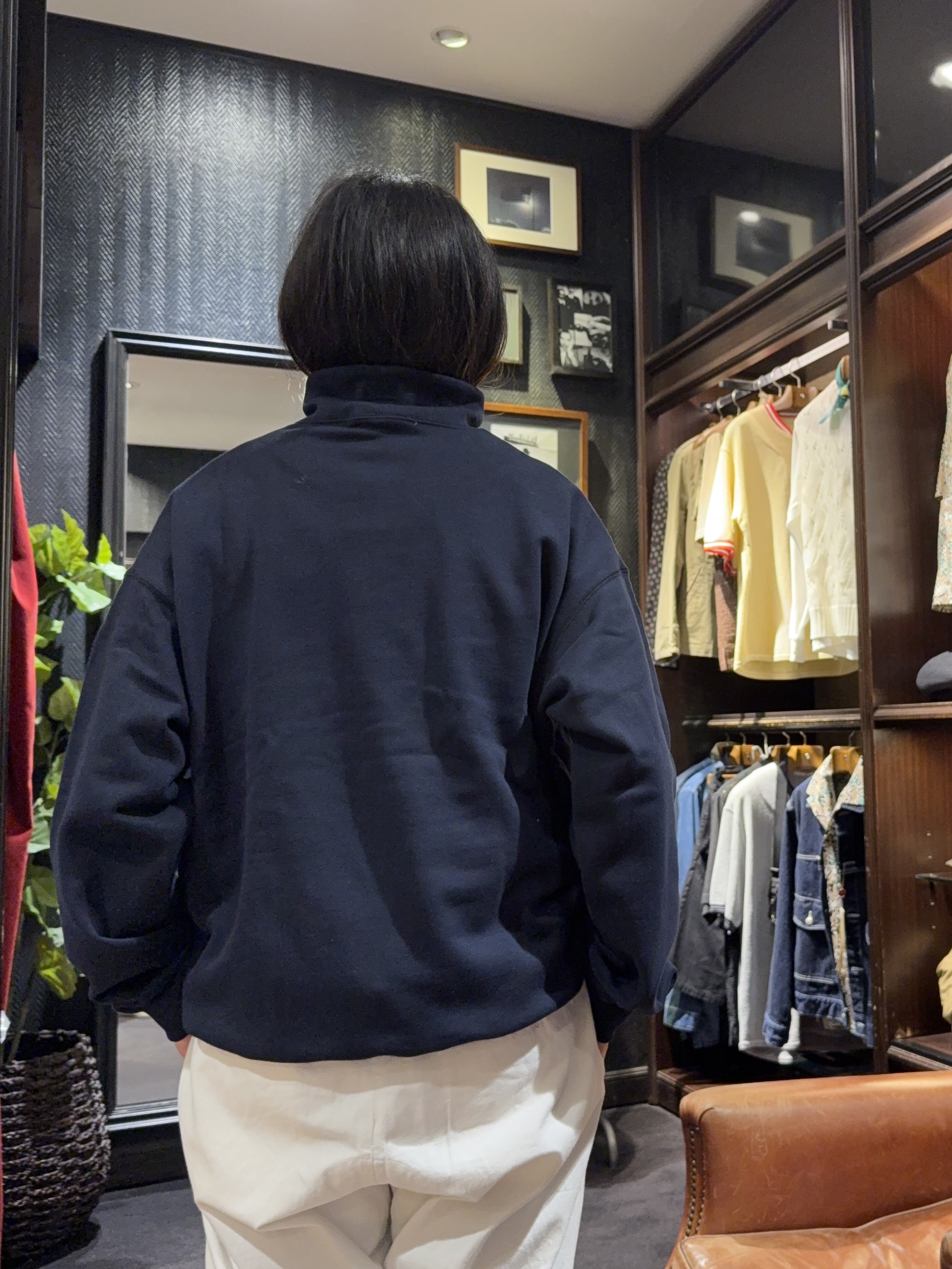 神野（jinno）さんの「TAKEO KIKUCHI｜カレッジ風オフタートルジャージ」を使ったコーディネート