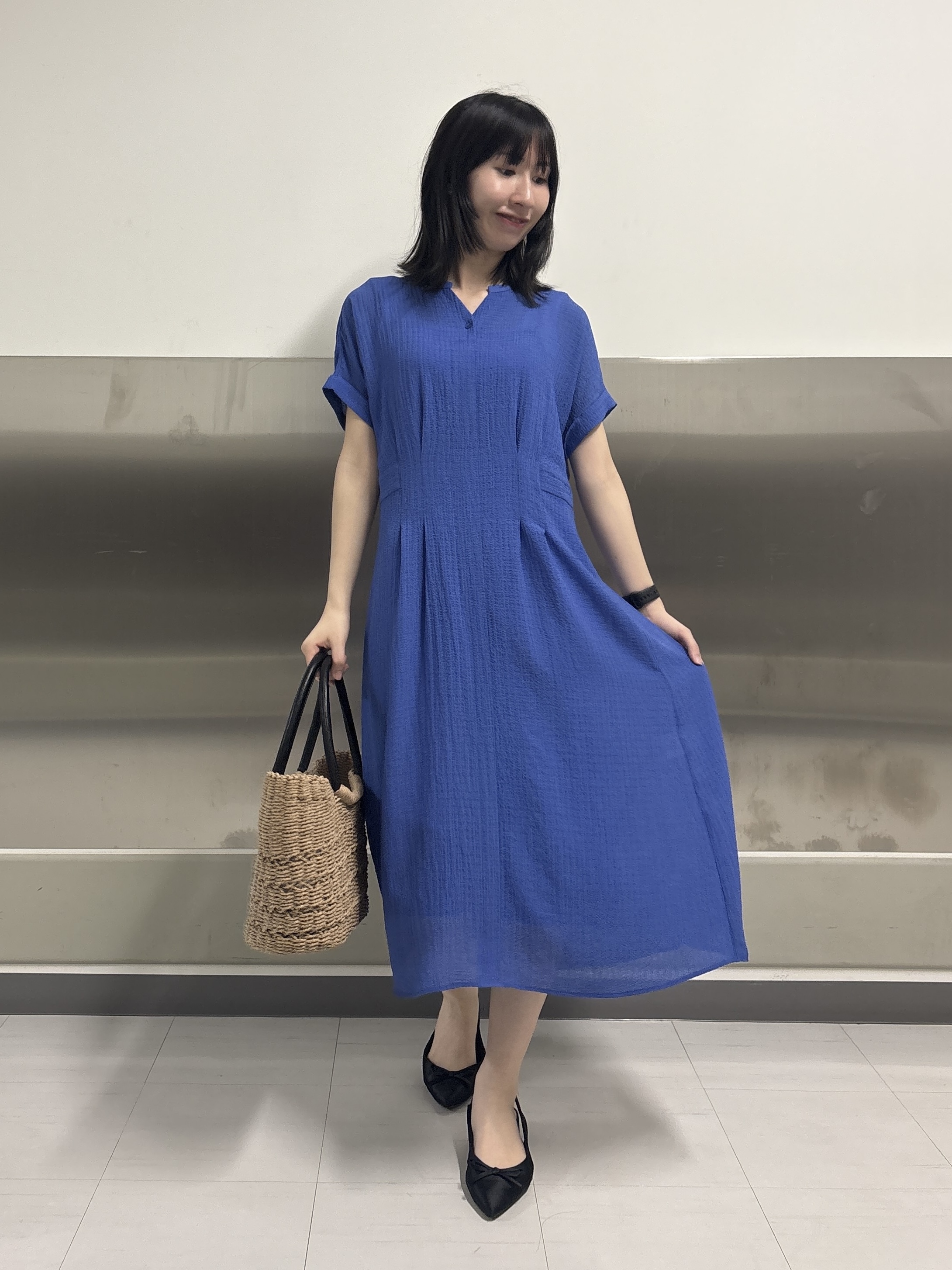Yoshimiさんの「INDIVI｜【透かし編み】ペーパーヤーン バスケットバッグ」を使ったコーディネート