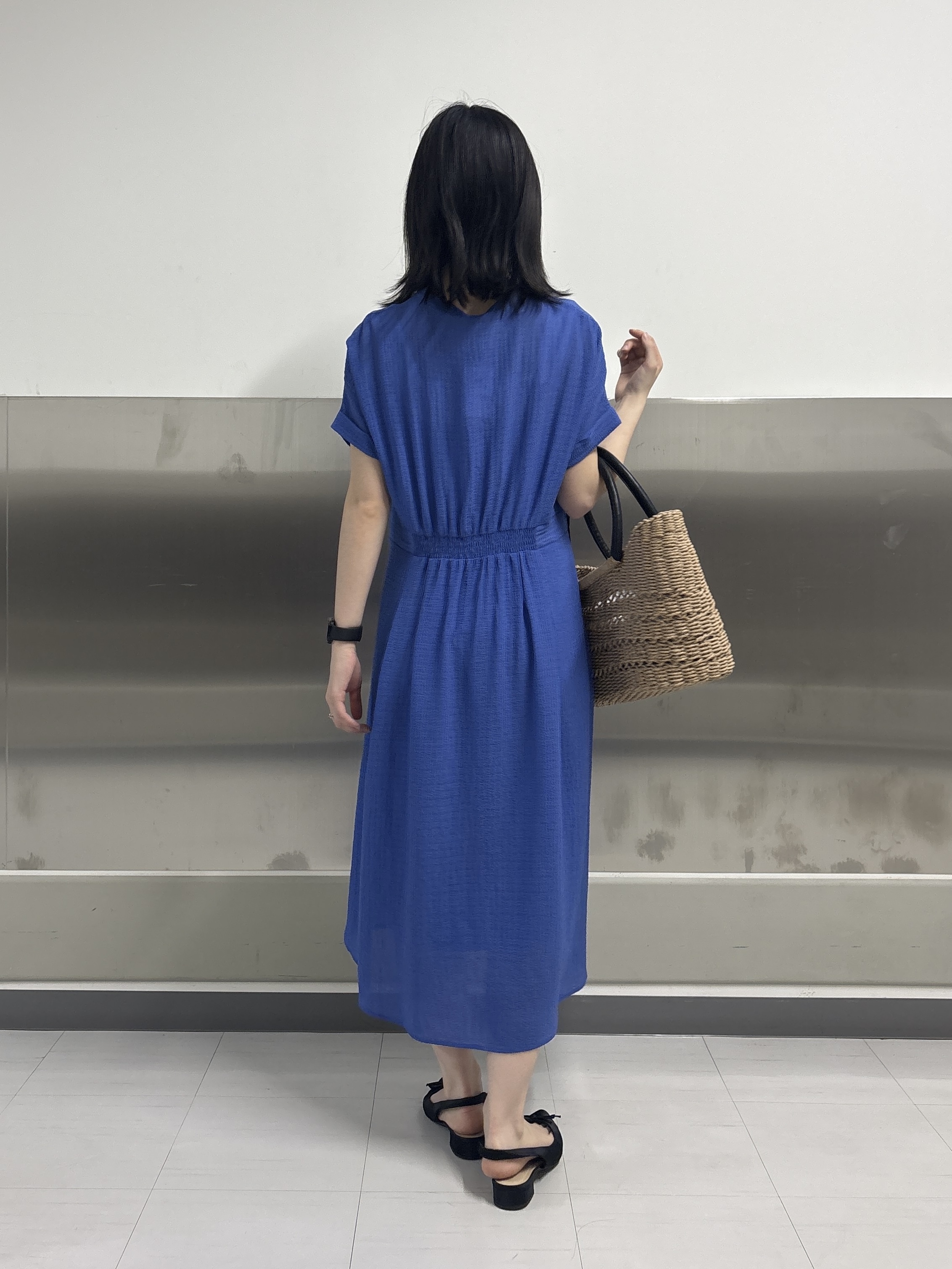 Yoshimiさんの「INDIVI｜【透かし編み】ペーパーヤーン バスケットバッグ」を使ったコーディネート